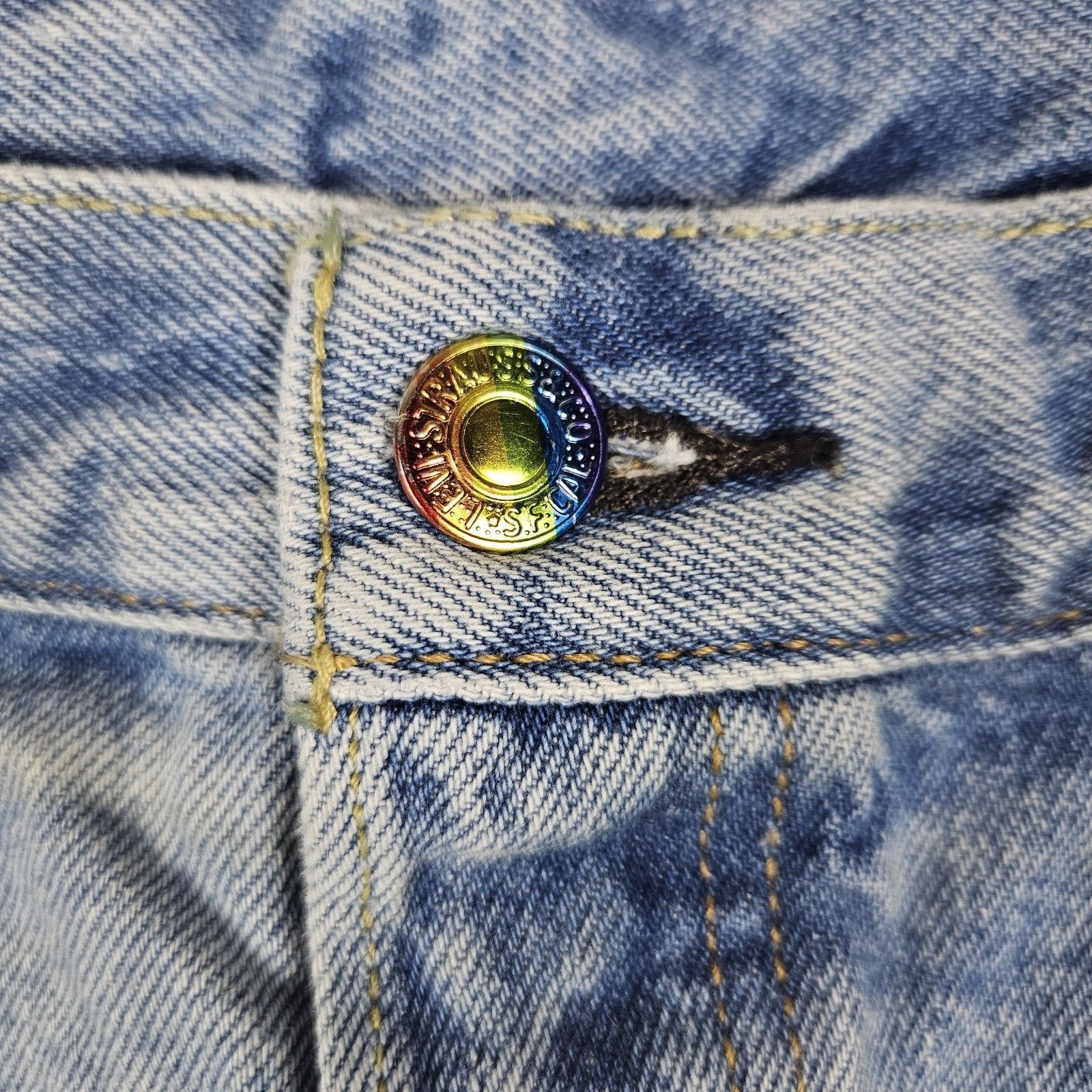 Levi's Levis 501 Pride Jean Cutoff Shorts Denim Size 42" / US 20 - 5 Thumbnail