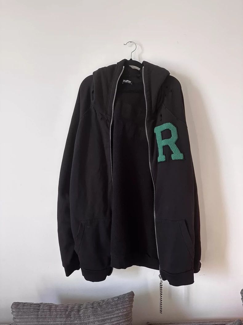 Raf Simons Raf simons Flocking R letter chain zipper damaged hoodie-25 Size US M / EU 48-50 / 2 - 2 Thumbnail