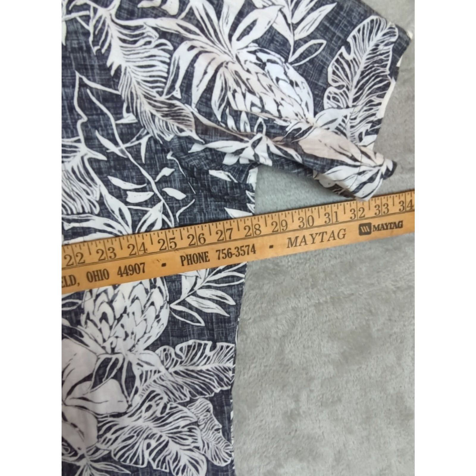 ALOHAS VINTAGE RJC Hawaiian Shirt Button-Up 2XL Mens Gray Floral Island Beach Travel Summer Spring Pocket Short Sleeve Made in USA Size US XXL / EU 58 / 5 - 7 Thumbnail