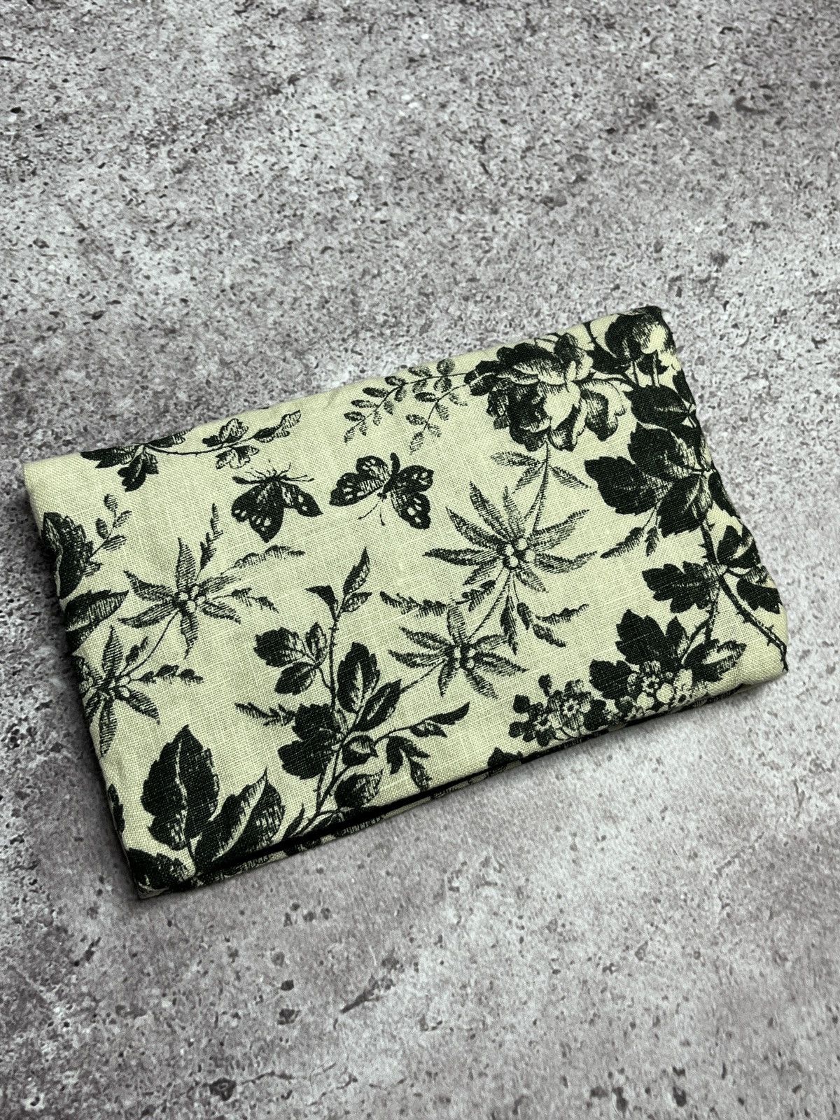 Gucci Linen Gucci Beauty Cosmetic Bag Size ONE SIZE - 5 Thumbnail