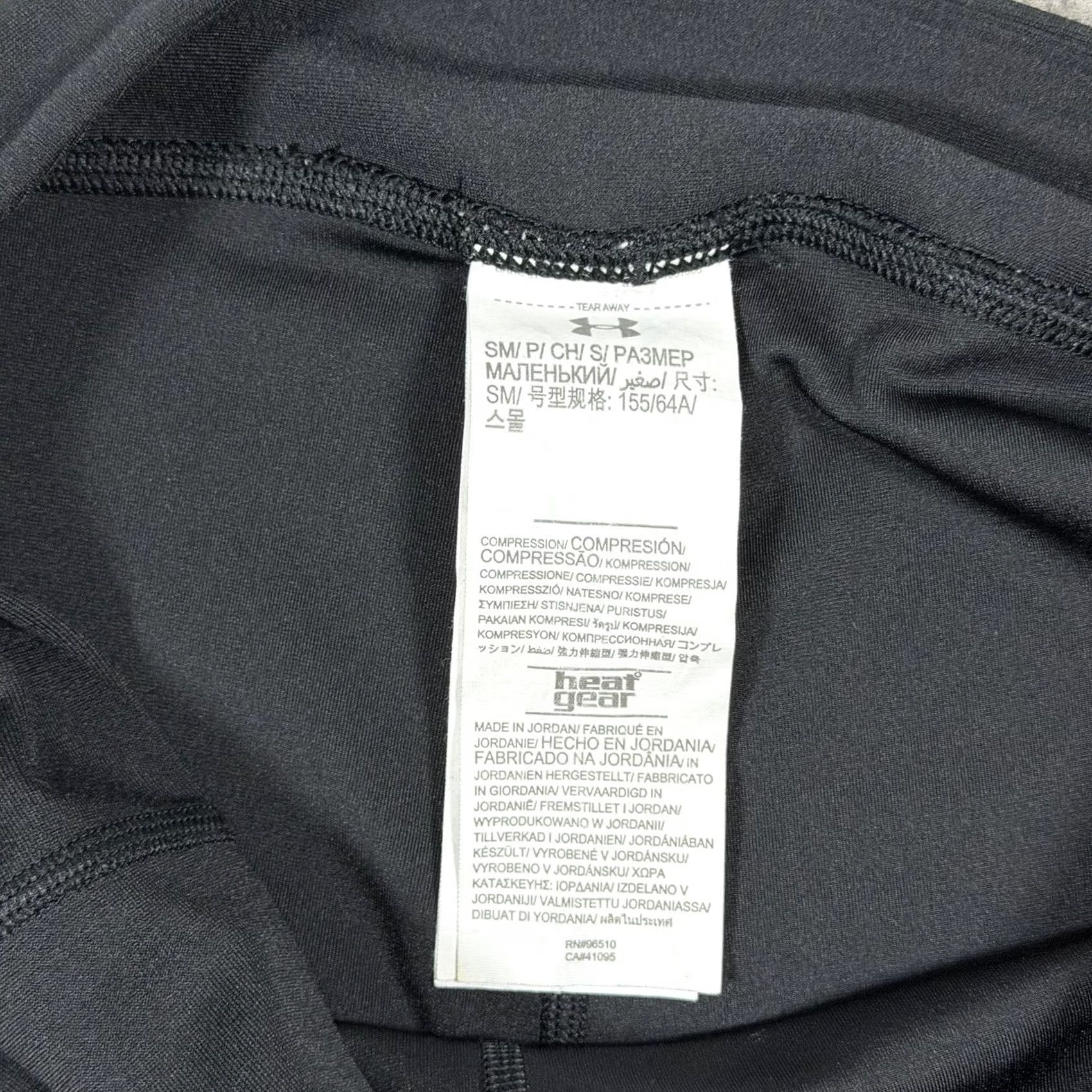 Under Armour Under Armour Legging Capri Women's Size Small (Actual Fits 27x19.25) Black Blue Size 28" / US 6 / IT 42 - 5 Thumbnail