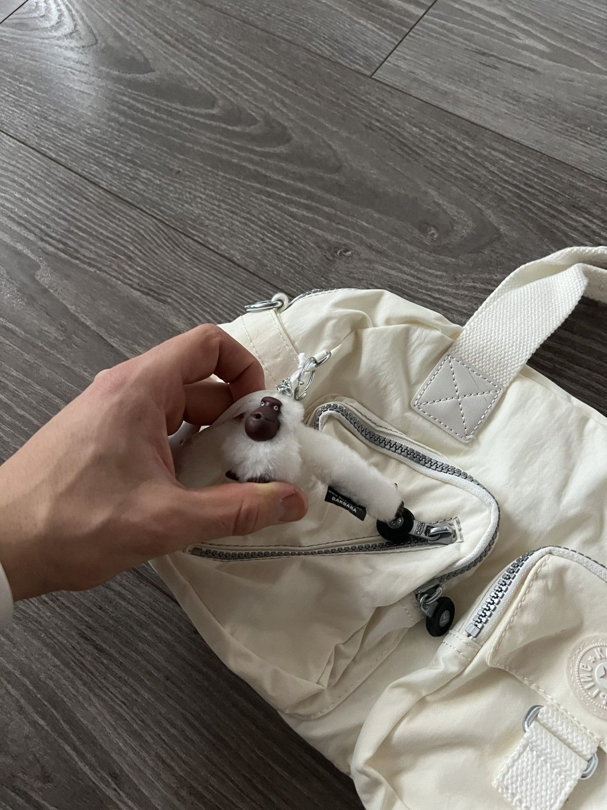 Designer ‼️New Kipling with Monkey “Barbara” White Shoulders Bag‼️ Size ONE SIZE - 8 Thumbnail
