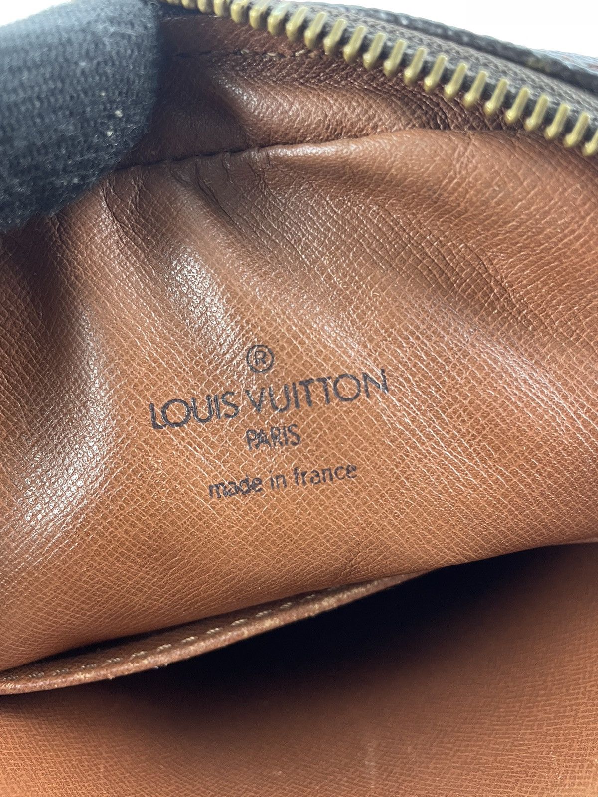 Louis Vuitton Authentic Louis Vuitton Danube Crossboday bag monogram Size ONE SIZE - 18 Thumbnail