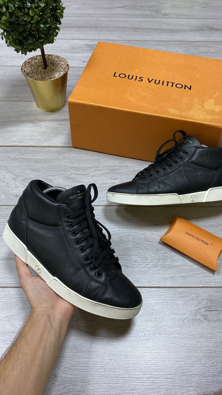 Louis Vuitton Louis Vuitton boots leather fleece box Size US 9.5 / EU 42-43 - 2 Thumbnail