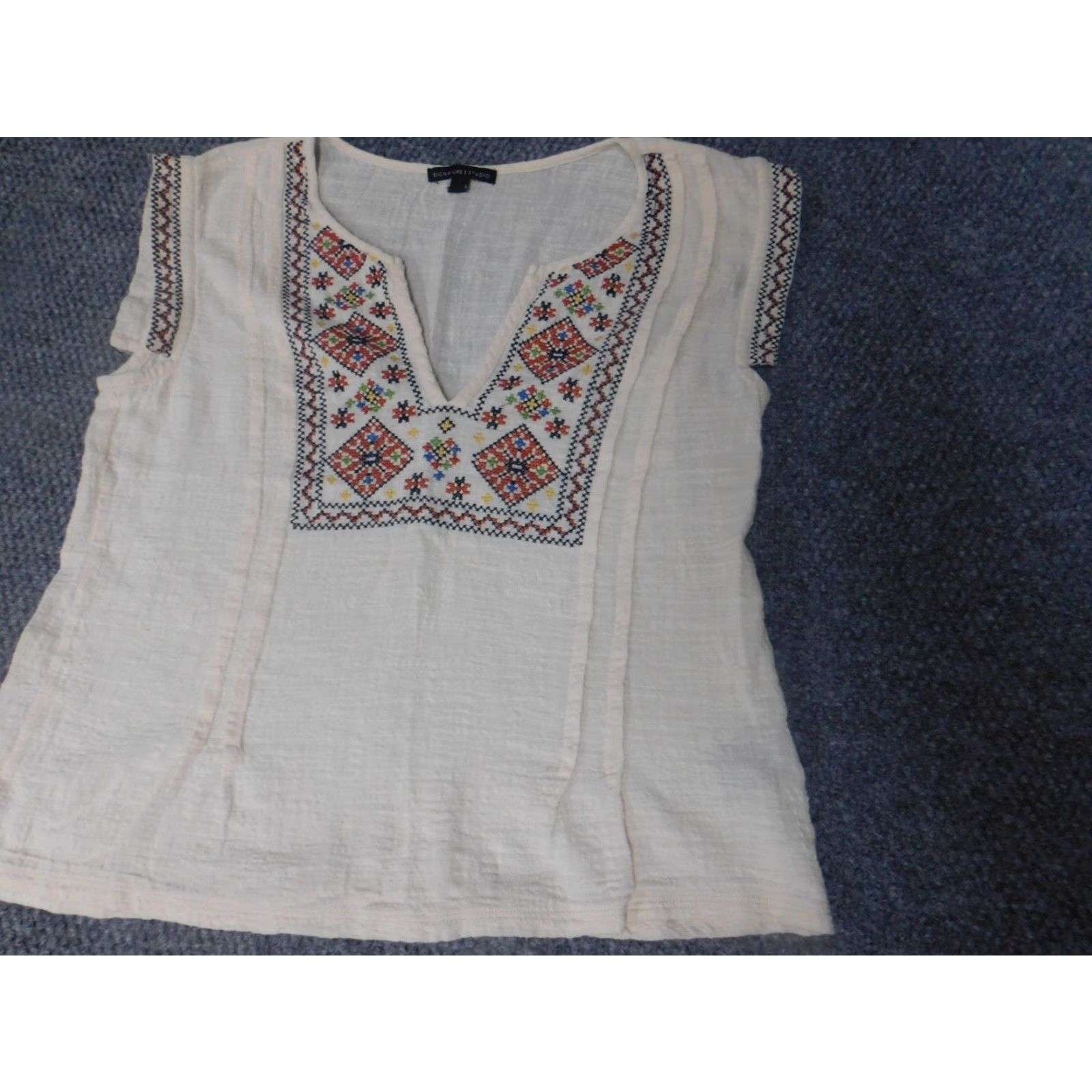 Vintage Signature 1 Studio Blouse Women L Beige Floral Short Sleeve Crew Neck Pullover Stretch Casual Regular Cap Sleeve Polyester Rayon Size L / US 10 / IT 46 - 3 Thumbnail