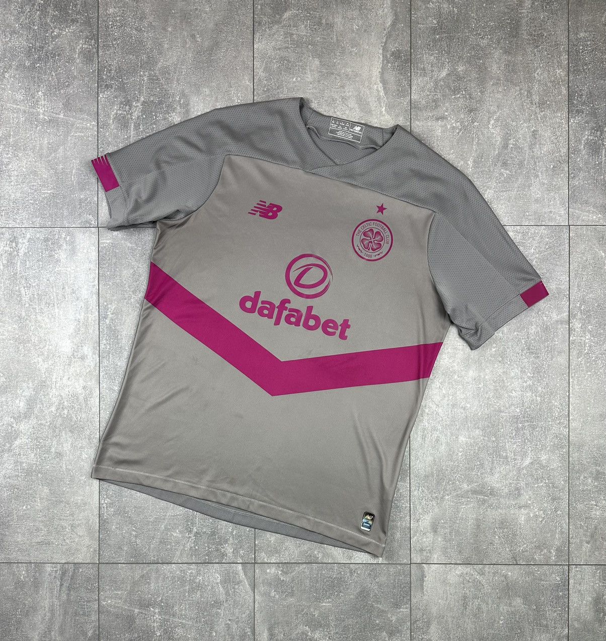 New Balance New Balance Celtic 2019/20 Third Jersey Size US L / EU 52-54 / 3 - 1 Thumbnail
