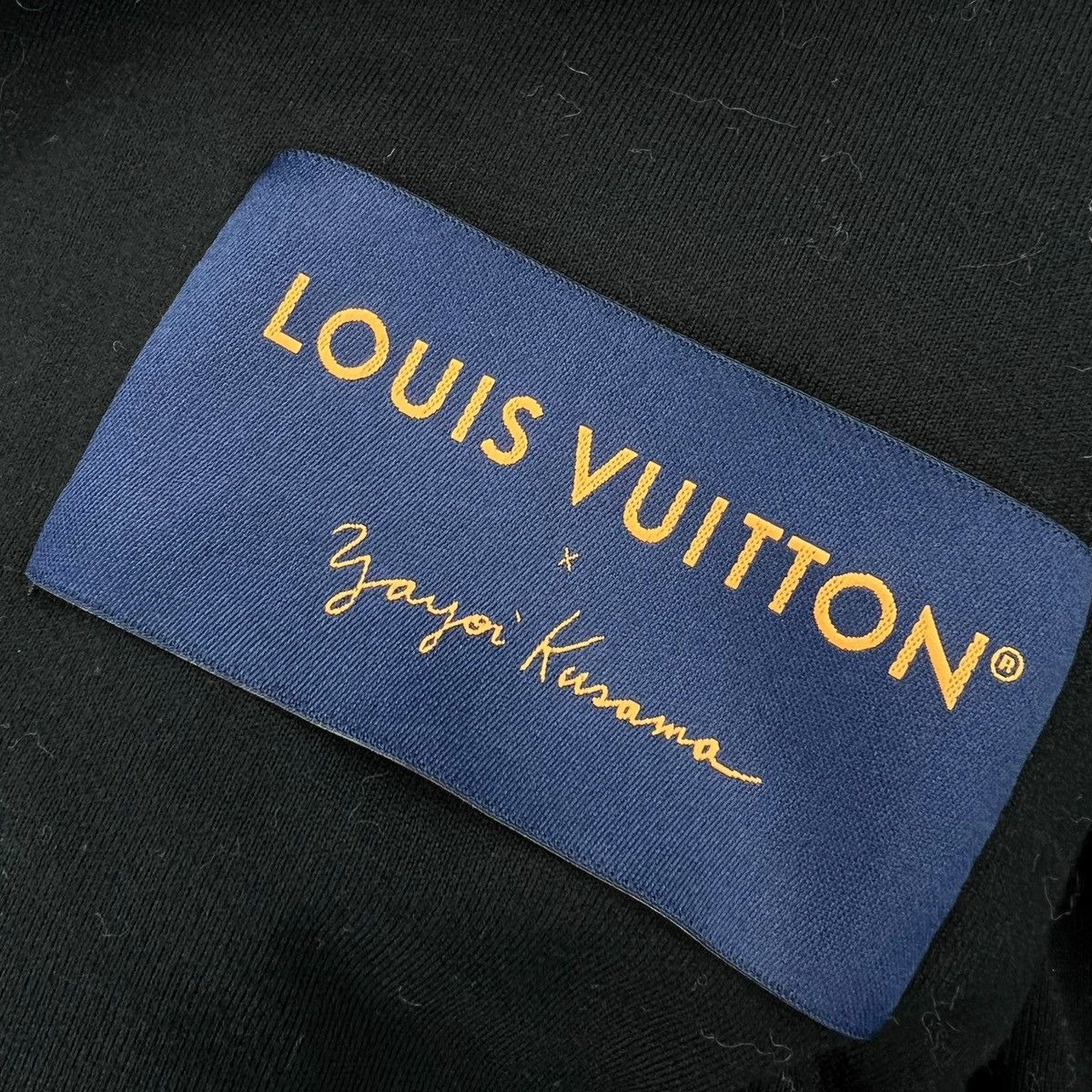 Louis Vuitton Louis Vuitton x Yayoi Kusama Polka Dot Fleece Size US L / EU 52-54 / 3 - 4 Thumbnail