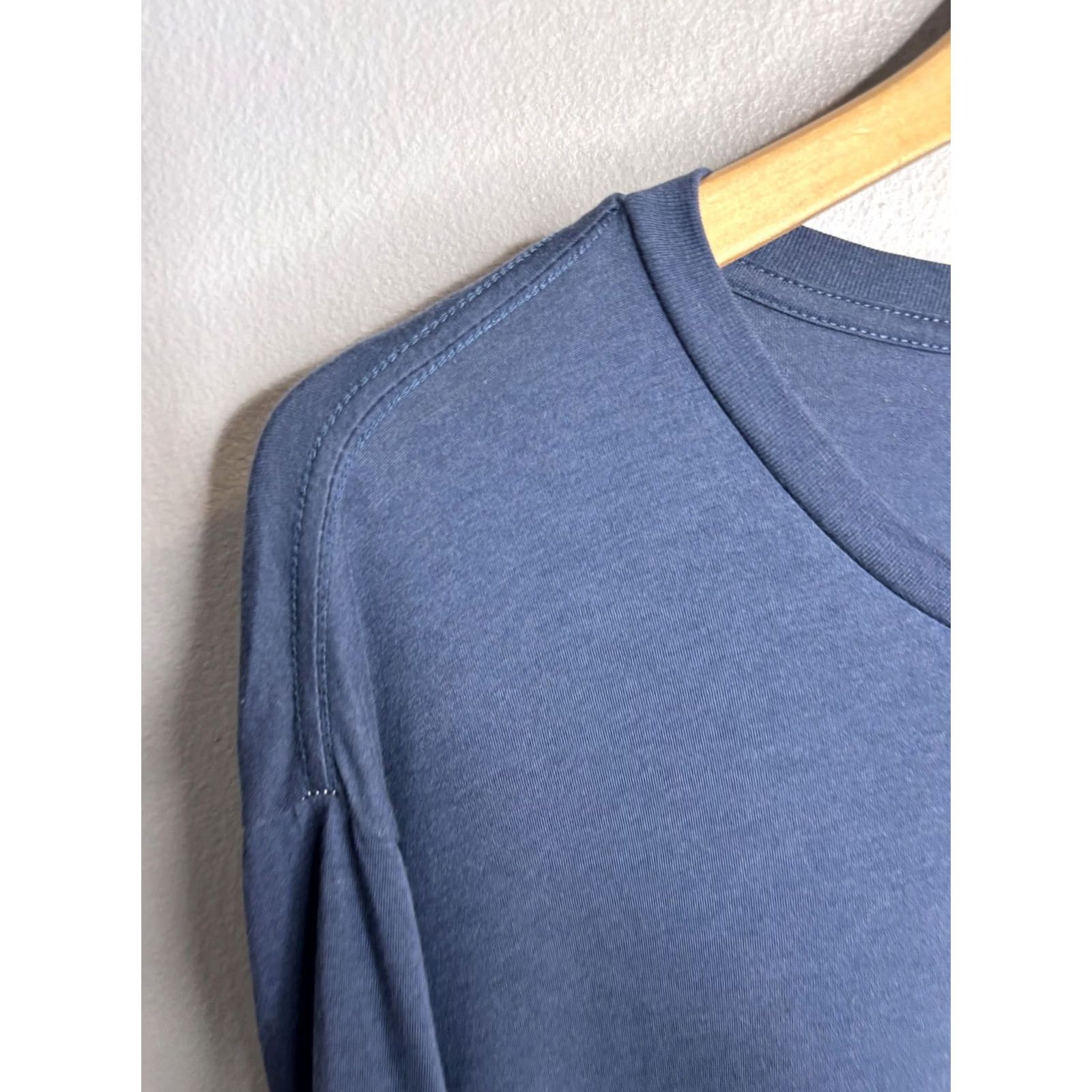 Marine Layer Marine Layer Shirt Mens 2XL Colorblock Navy White Mint Long Sleeve Crew Tee Size US XXL / EU 58 / 5 - 2 Thumbnail