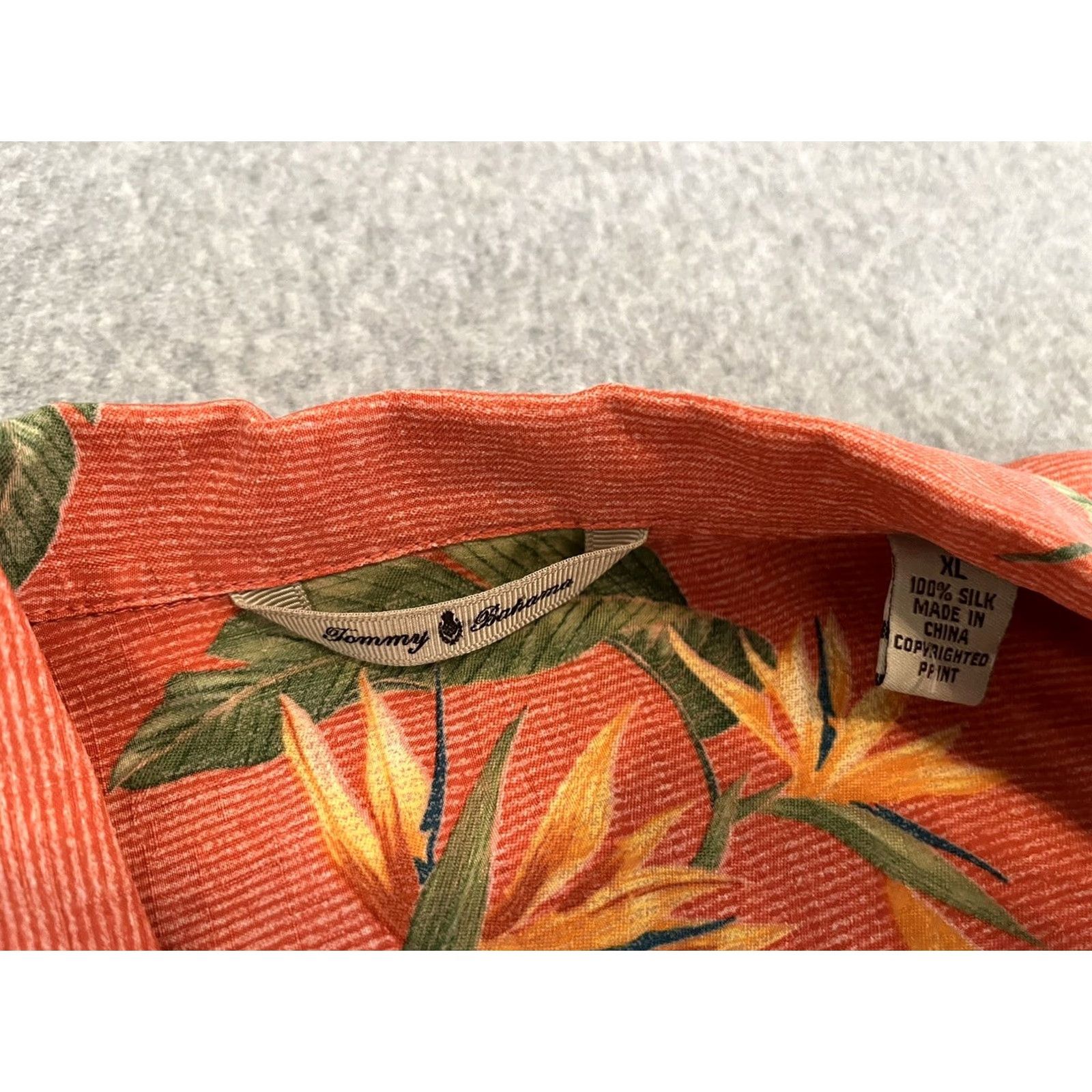 Tommy Bahama Tommy Bahama Button-Up Hawaiian Shirt Silk Floral Mens XL Multicolor Short Sleeve Beach Aloha Tropical Size US XL / EU 56 / 4 - 2 Thumbnail