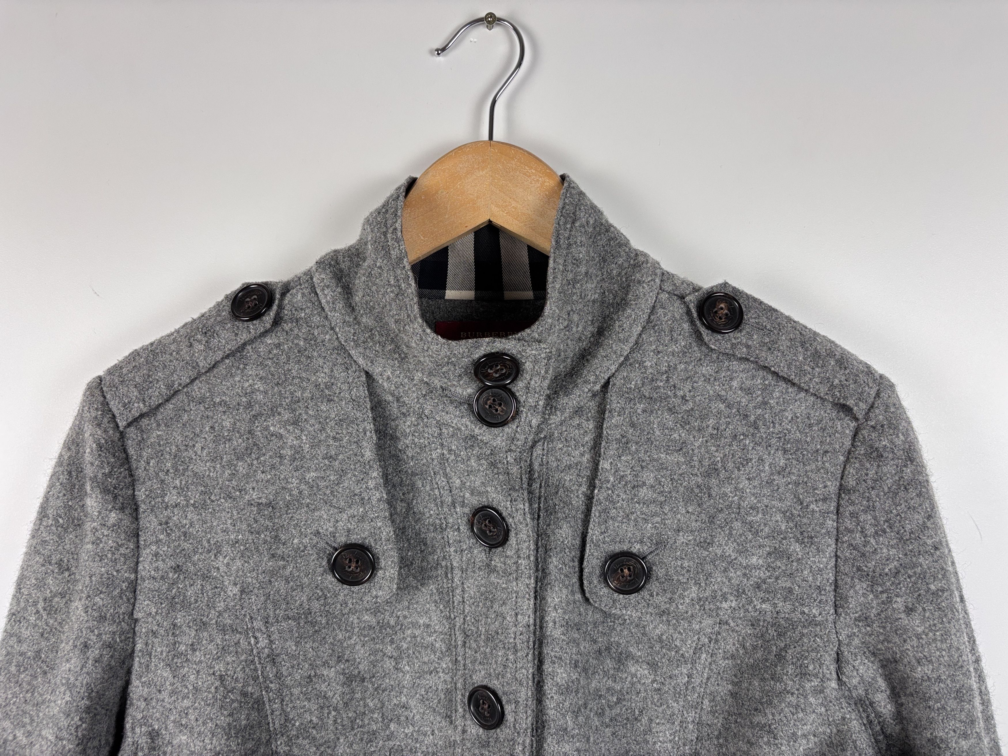 Burberry × Vintage Burberry London Wool Military Style Pea Coat Jacket Size 44 Size M / US 6-8 / IT 42-44 - 2 Thumbnail