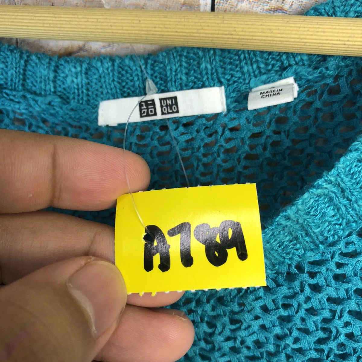 Uniqlo Blue crochet mesh net sleeveless Knitwear #A789