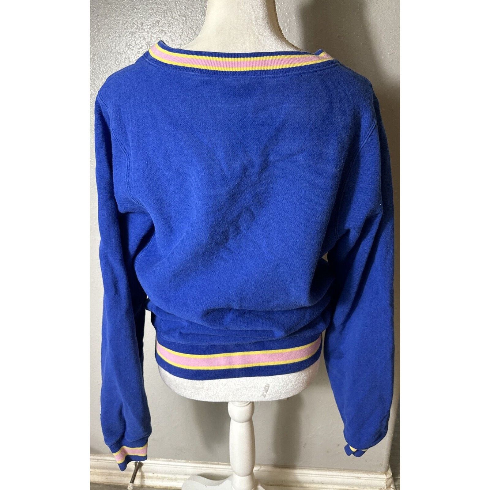 Champion Urban Outfitters Exclusive Champion V-Neck Sweatshirt Blue S Size S / US 4 / IT 40 - 5 Thumbnail