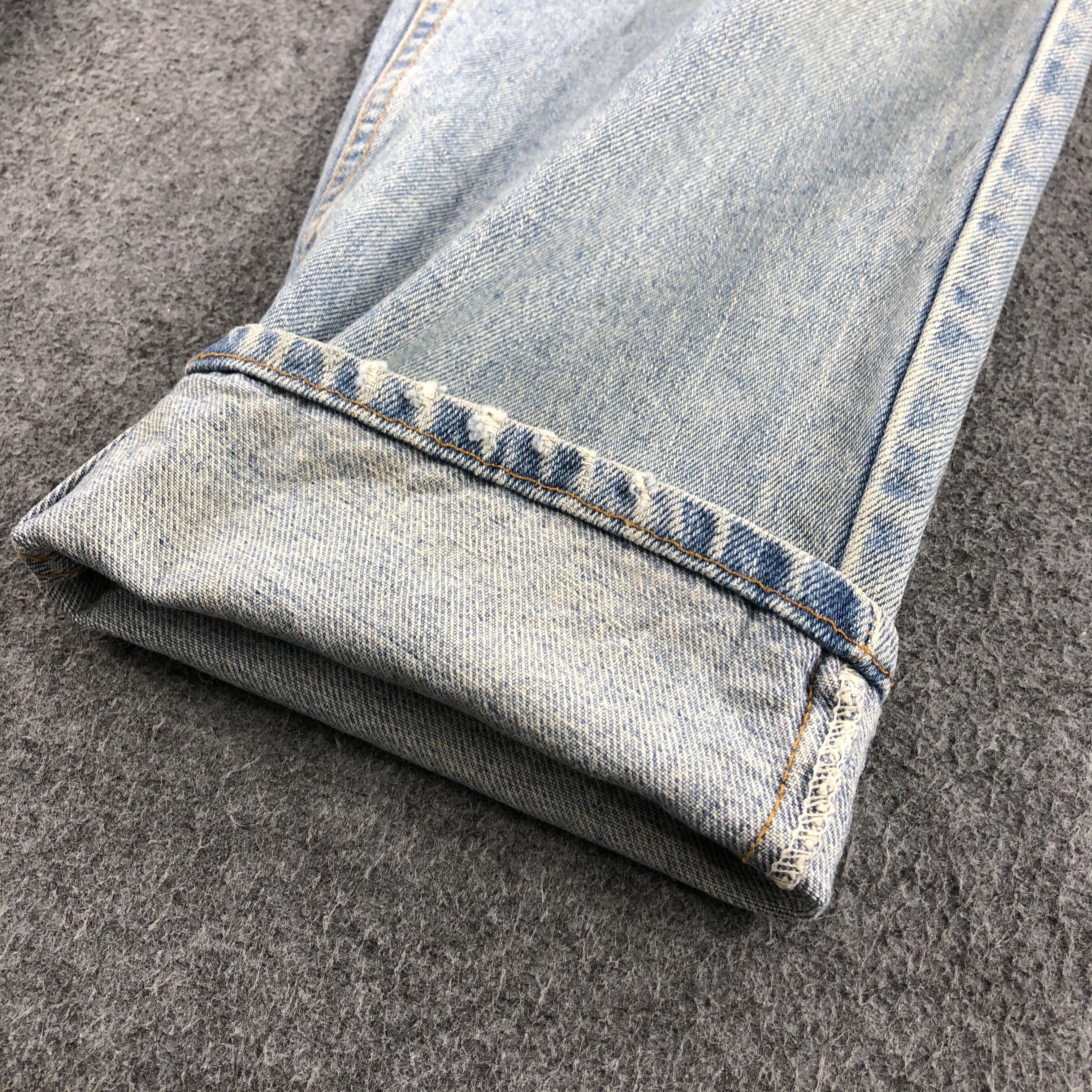 Levi's Vintage 90s Light Wash Levis 550 Jeans-JM1027 Size US 36 / EU 52 - 6 Thumbnail