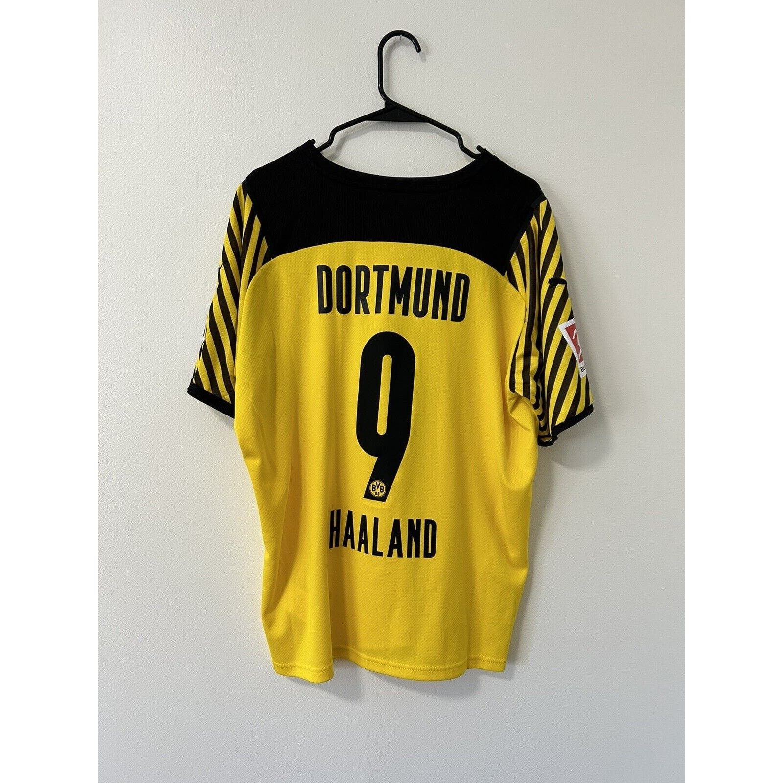 image of Puma Haaland 9 Borussia Dortmund Home 2021/22 in Yellow, Men's (Size XL)