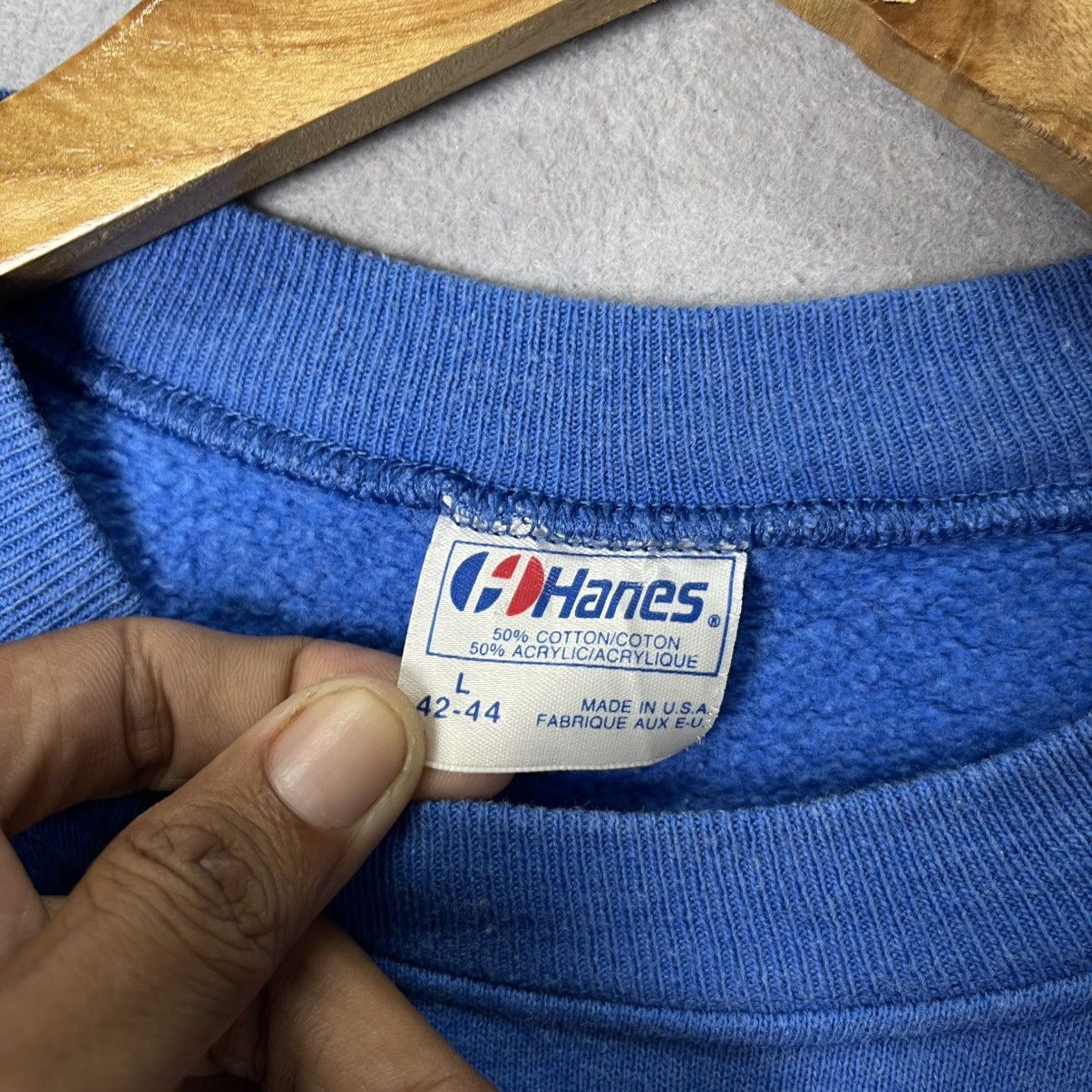 Hanes Vintage 80s Hanes Trailblazers Pathfinder Sweatshirt Blue Size US L / EU 52-54 / 3 - 7 Thumbnail
