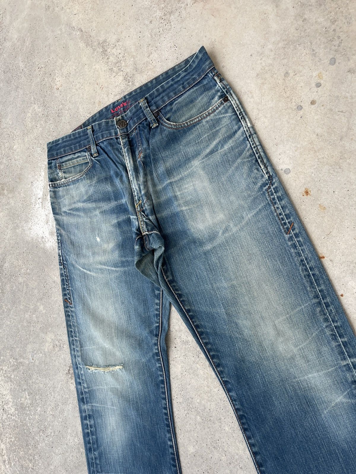 Levi's × Levi's Vintage Clothing × Vintage Levi’s Red Vintage Y2K Faded Blue Denim Jeans Size US 32 / EU 48 - 5 Thumbnail