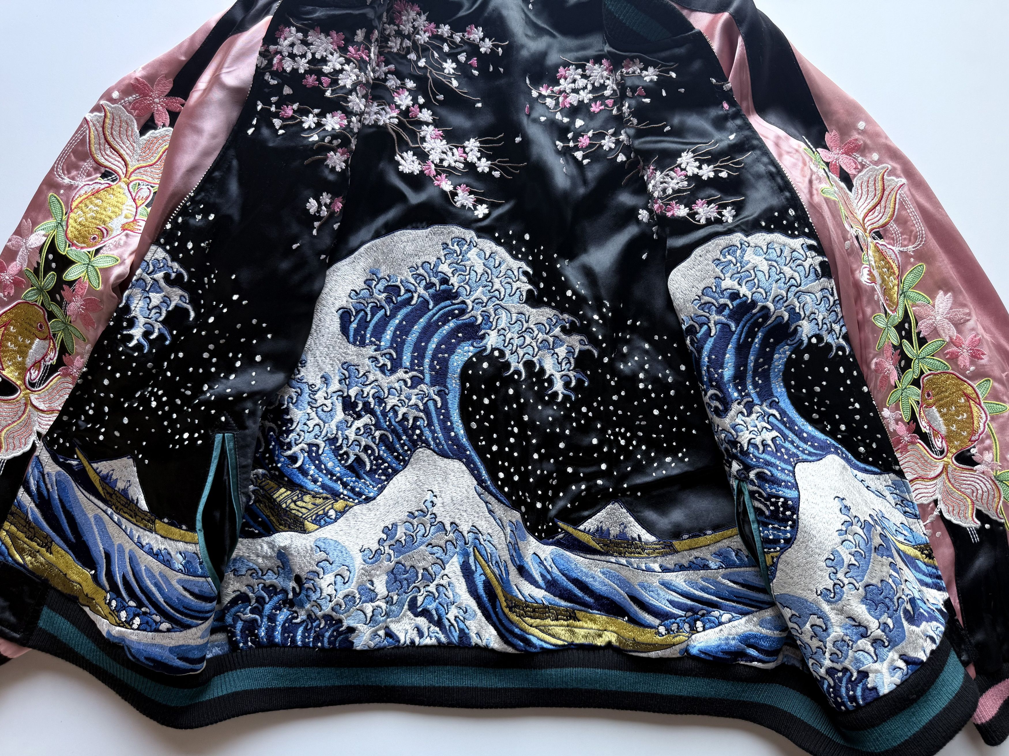 Other Hokusai x Anime Geisha Embroidered Sukajan Souvenir Jacket Size US L / EU 52-54 / 3 - 6 Thumbnail