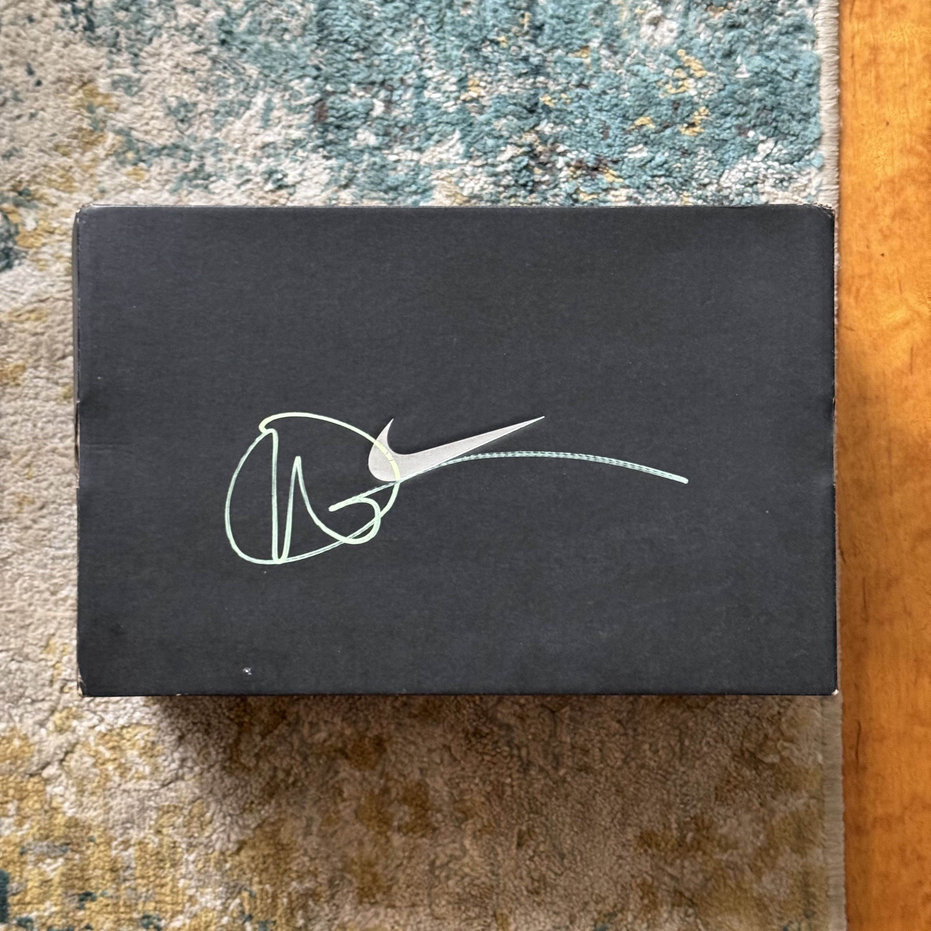 John Mayer × Nike RARE John Mayer Airmax90 Spirit Level w/ Signed Box Size US 11 / EU 44 - 1 Thumbnail