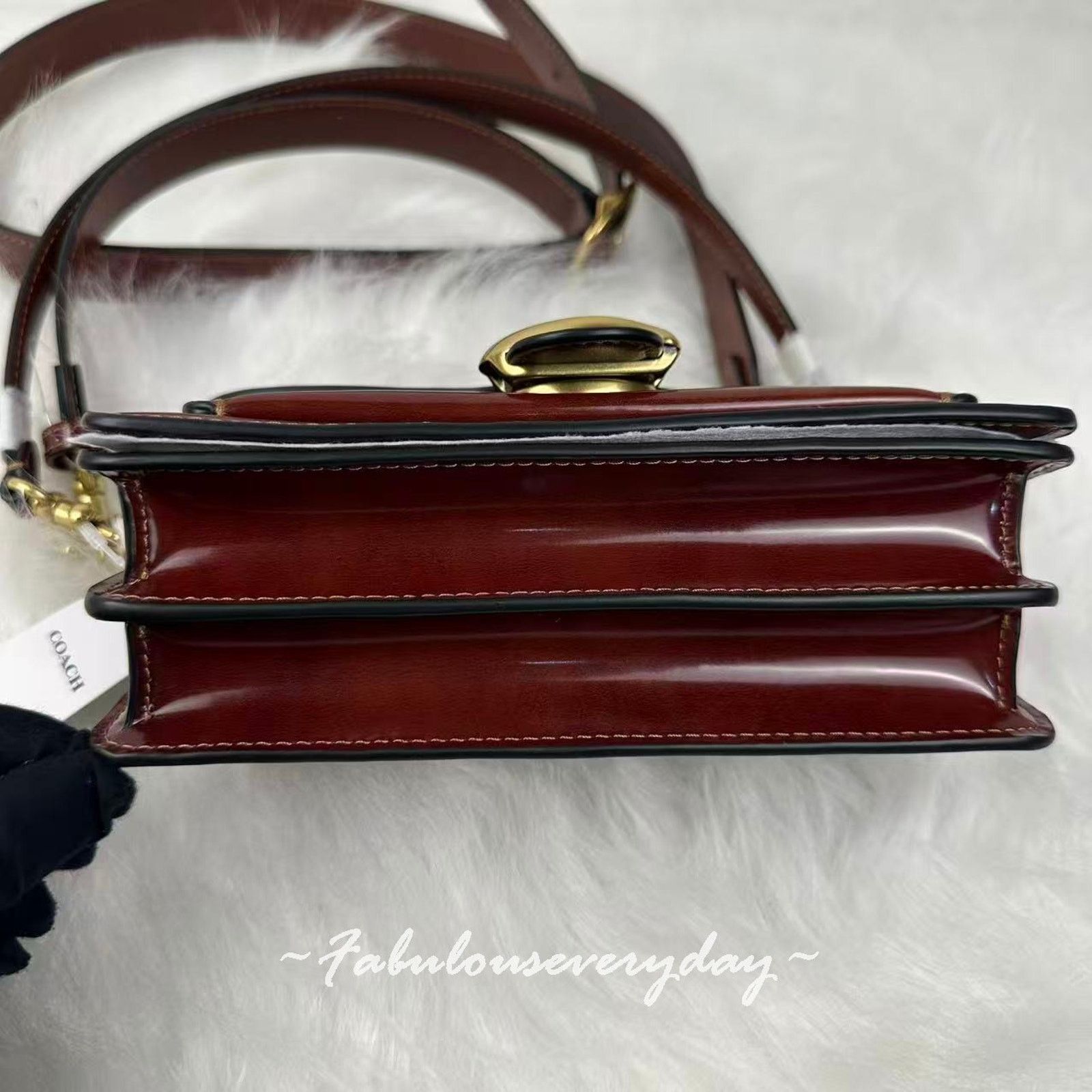 Coach COACH Tabby Bag 20 Crossbody Leather/Brass/Dark Neutral Size ONE SIZE - 7 Thumbnail