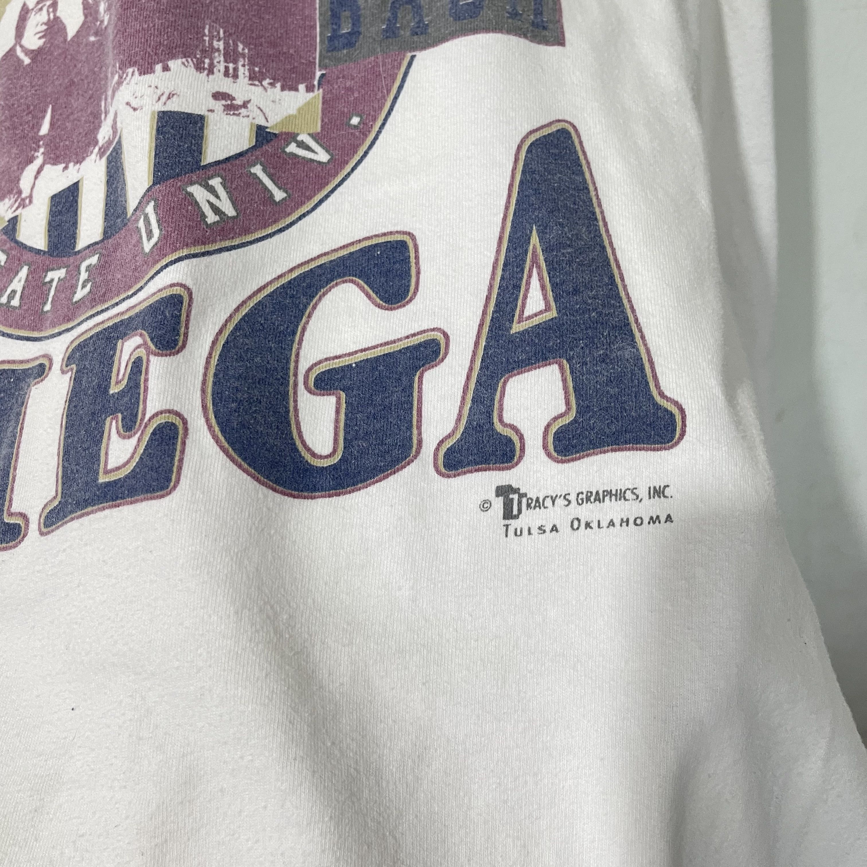 NCAA Vintage 90s Alpha Chi Omega Michigan T-Shirt Size US XL / EU 56 / 4 - 3 Thumbnail