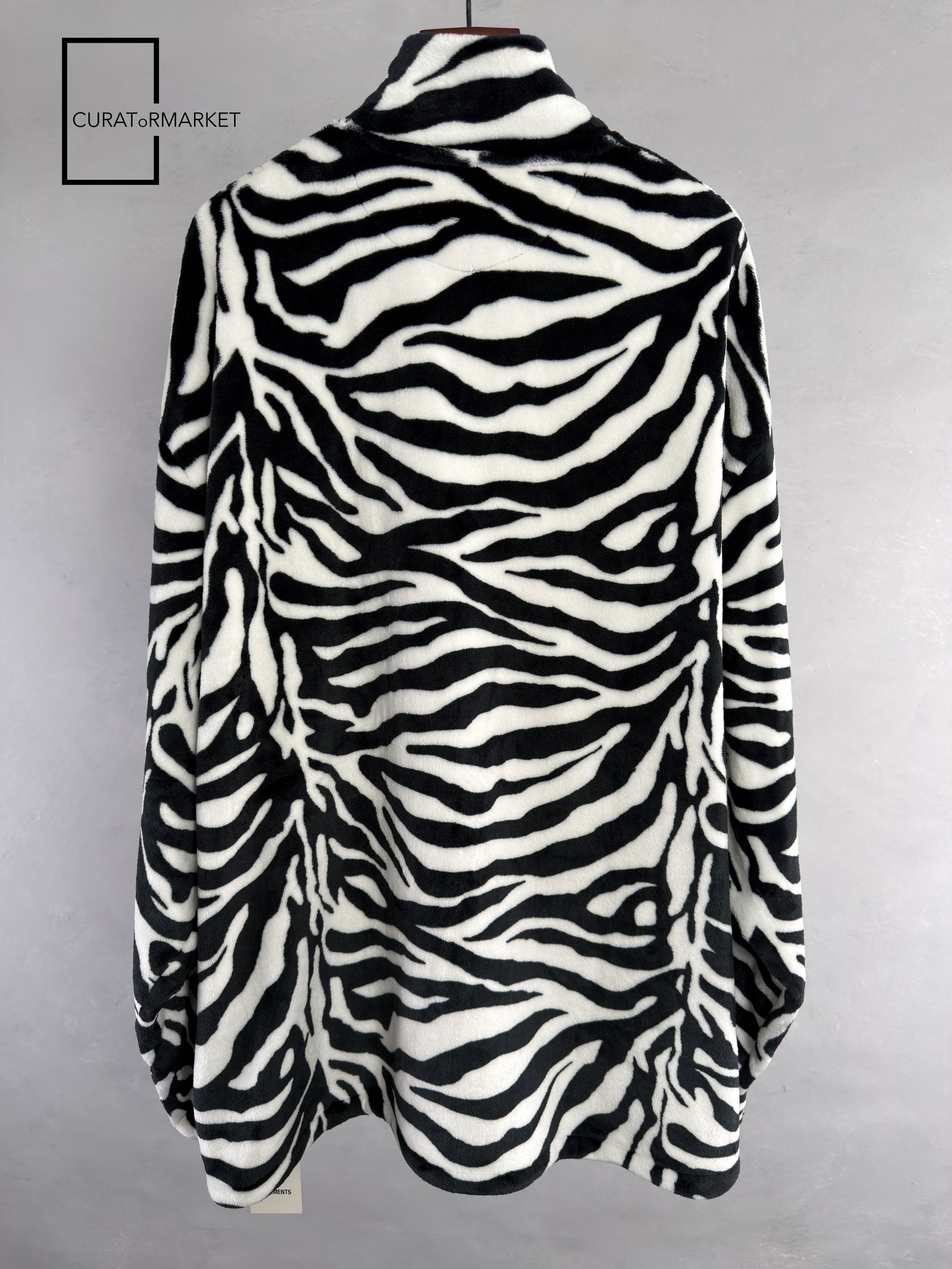 Vetements RARE Runway Zebra Print Fleece Zip Side Pocket Jacket SS23 Size US L / EU 52-54 / 3 - 4 Thumbnail