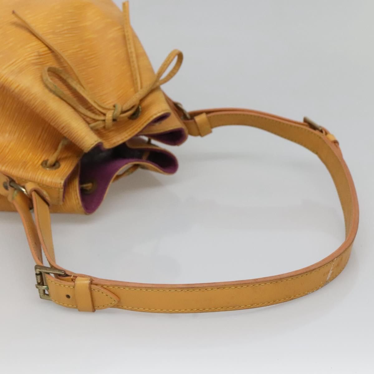 Louis Vuitton LOUIS VUITTON Epi Petit Noe Shoulder Bag Yellow M44109 Size ONE SIZE - 7 Thumbnail