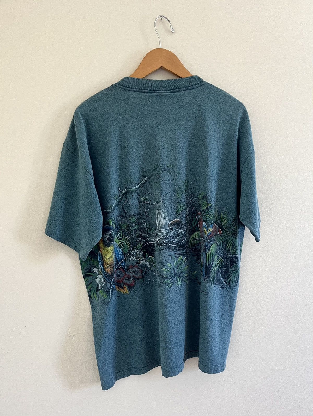 Signal Sport × Vintage Vintage 90’s Habitat Embroidered Parrot Rainforest T-Shirt Size US XL / EU 56 / 4 - 11 Thumbnail