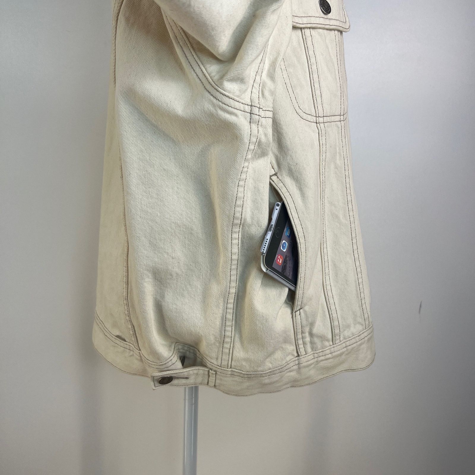 Gap × Vintage Vintage GAP Denim White Trucker Jean Jacket Size US XL / EU 56 / 4 - 7 Thumbnail