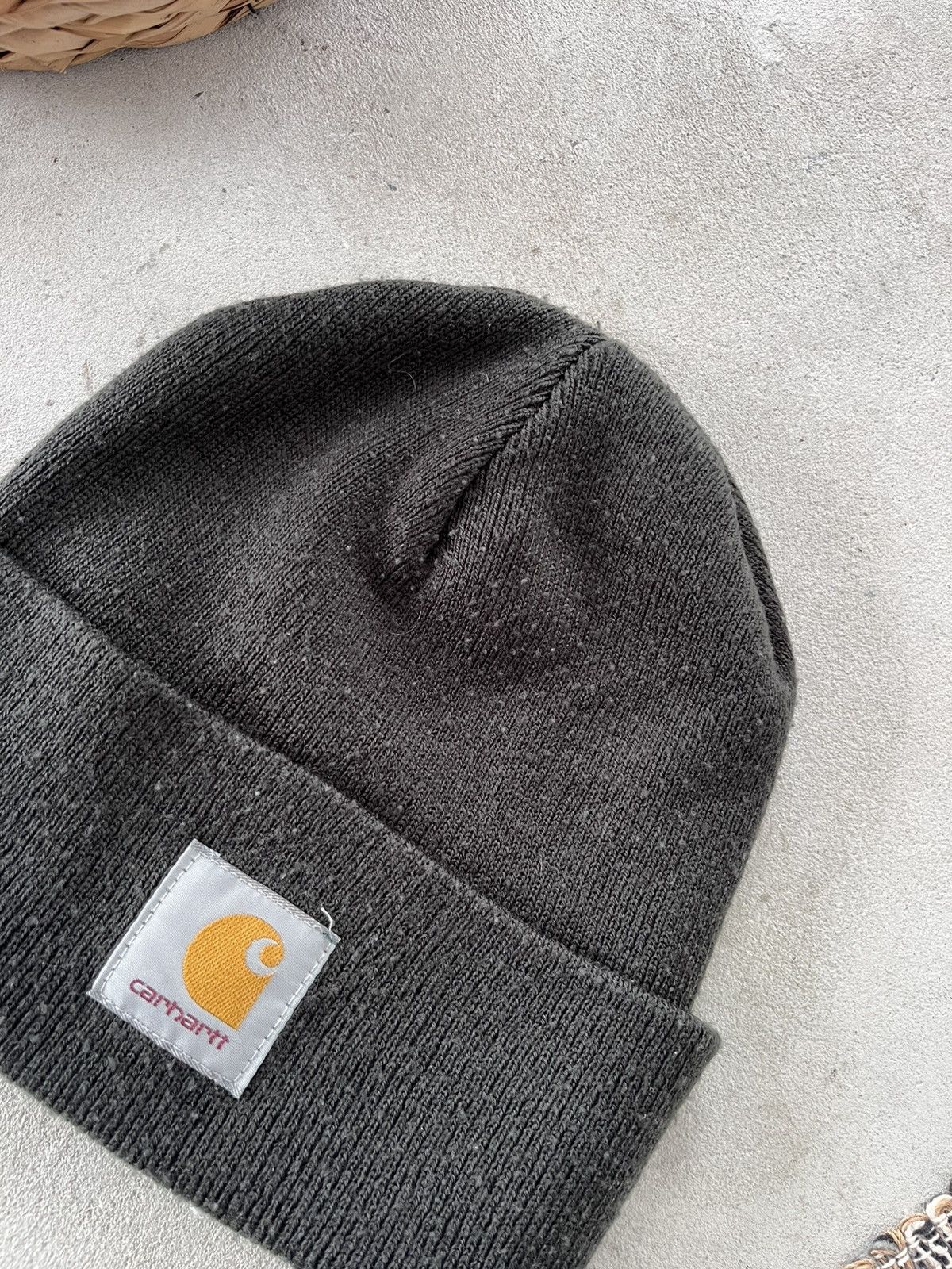 Carhartt Vintage Carhartt Dark Grey Beanie Hat Center Logo Sk8 Y2K Size ONE SIZE - 7 Thumbnail