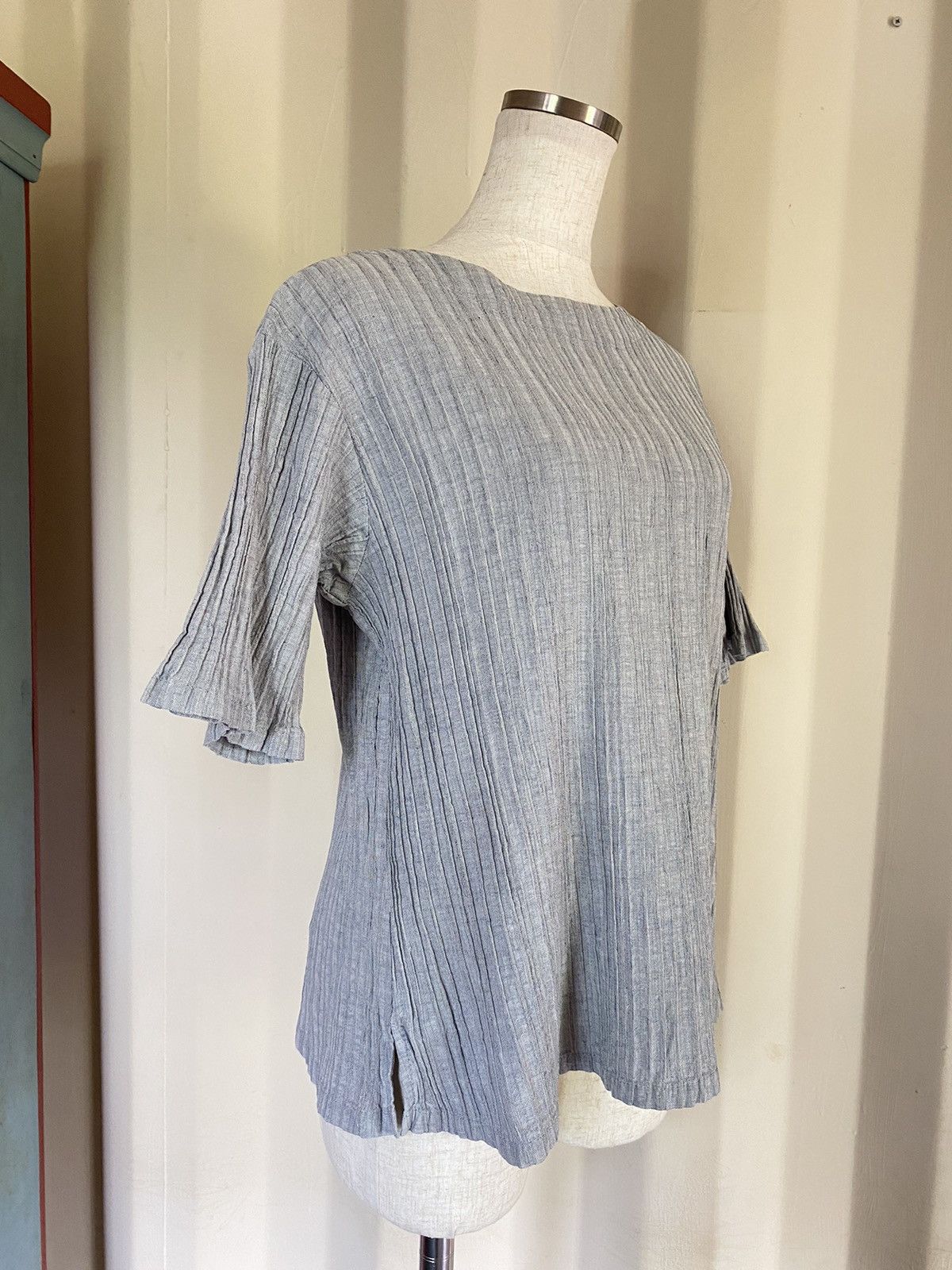 Issey Miyake Plantation Gray Pleated Blouse Size M / US 6-8 / IT 42-44 - 2 Thumbnail