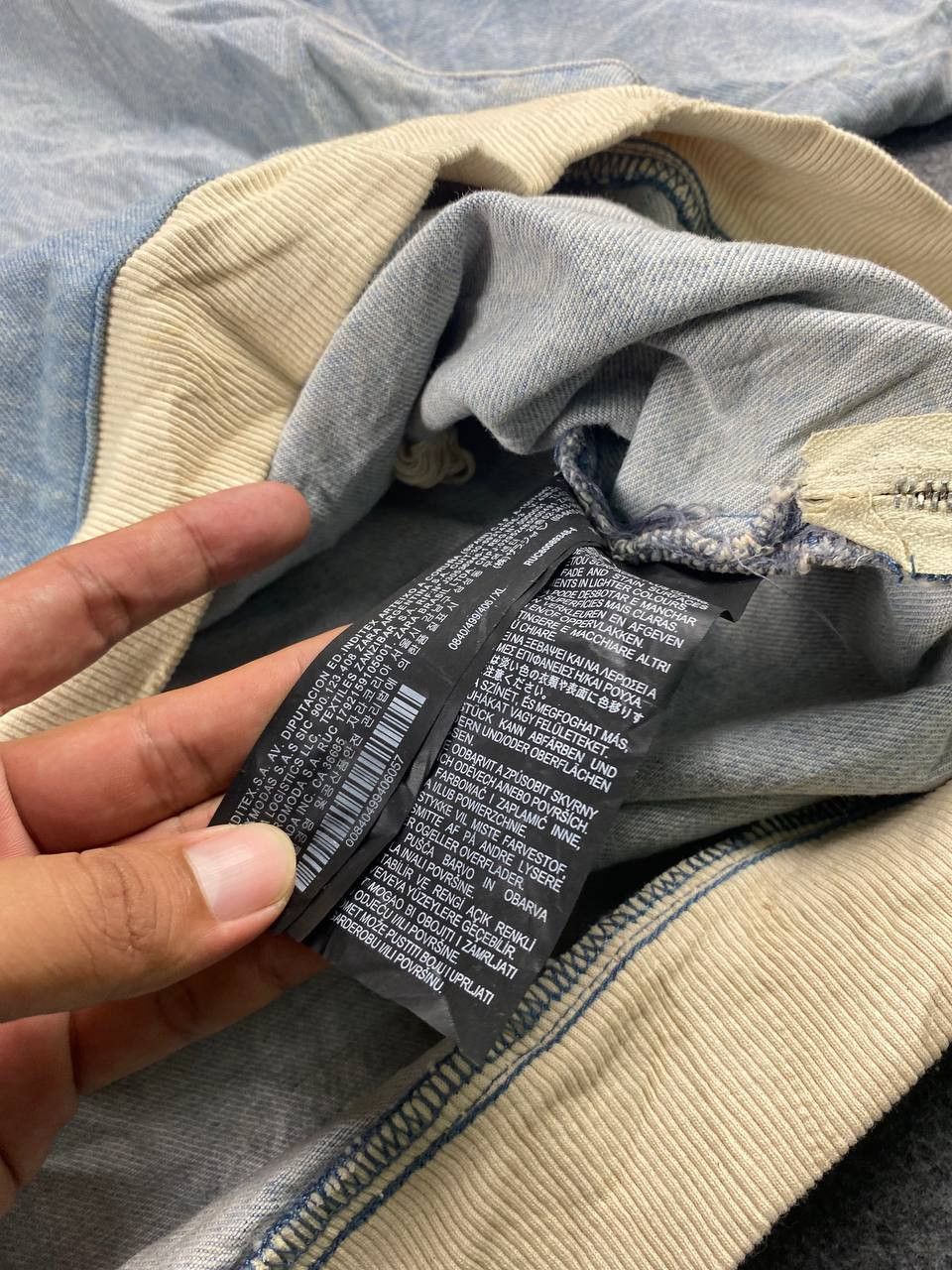 Zara zara denim sweatshirt distressed design Size US XL / EU 56 / 4 - 8 Thumbnail
