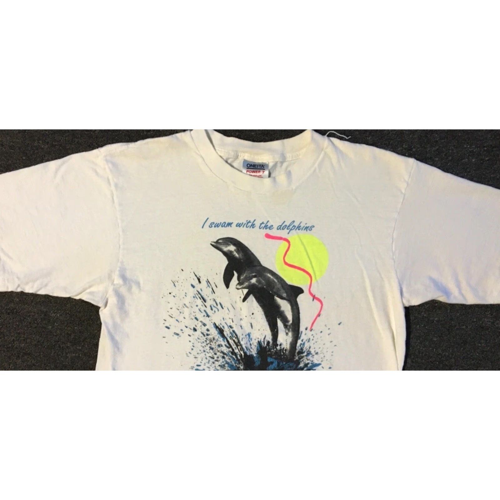 Vintage VINTAGE 80s I Swam With Dolphins Faded Shirt S White Short Sleeve T-Shirt Men Size US S / EU 44-46 / 1 - 7 Thumbnail