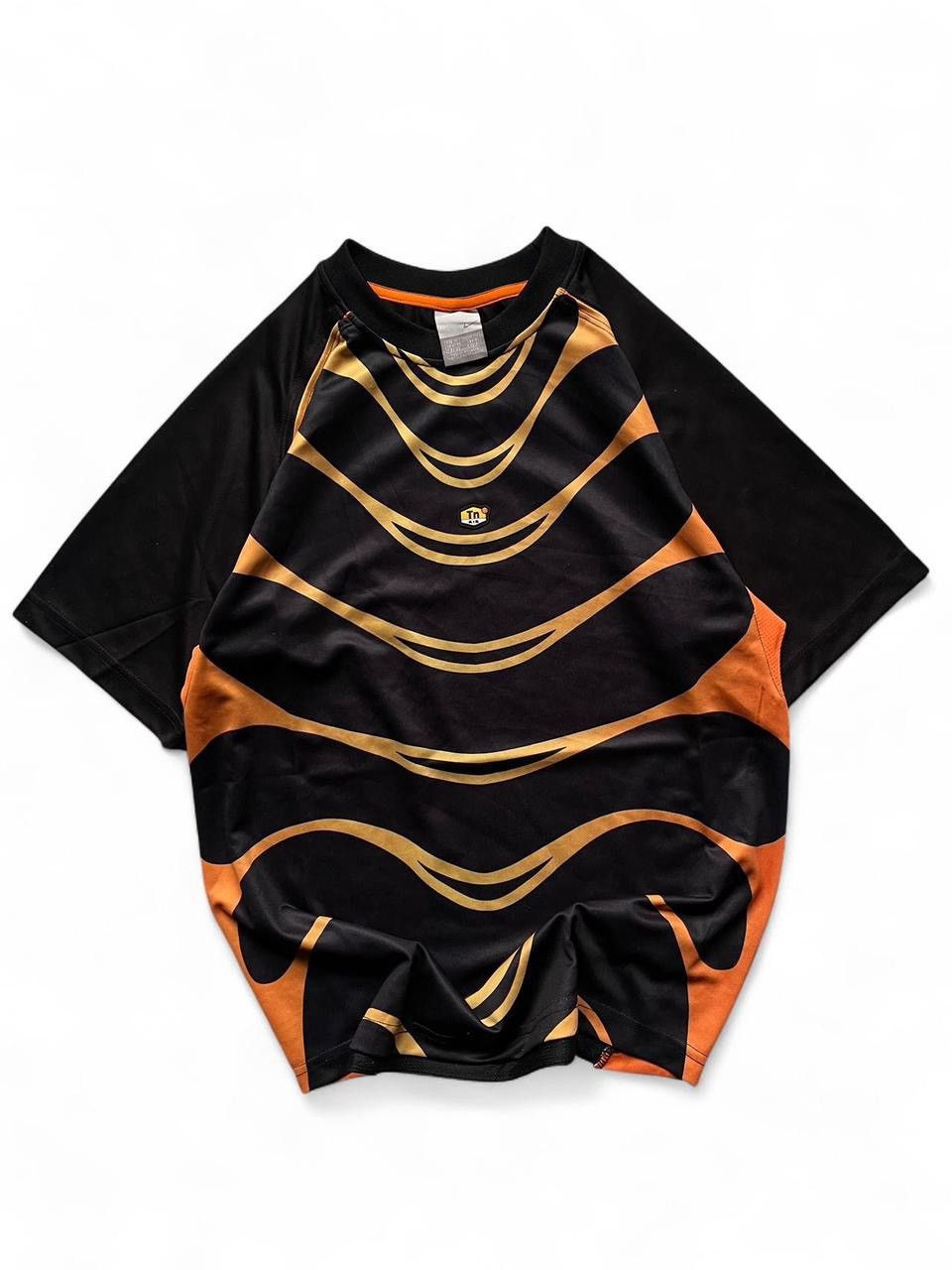 Nike 🌹💫2000s nike tn vein t shirt vintage tn shox nsw Size US M / EU 48-50 / 2 - 1 Thumbnail