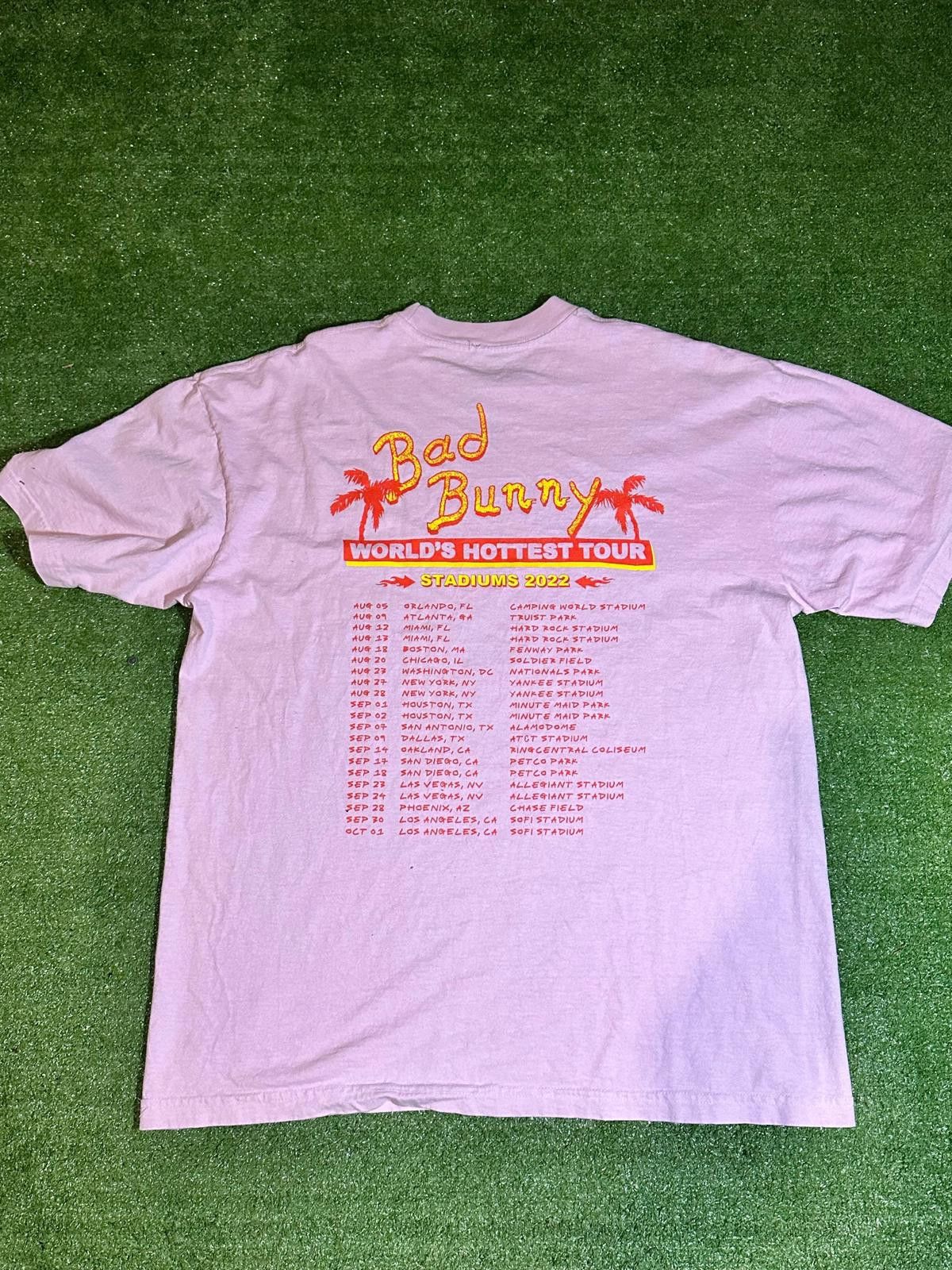 Other Bad Bunny World's Hottest Tour 2022 Un Verano Sin Ti Shirt Size ONE SIZE - 2 Thumbnail