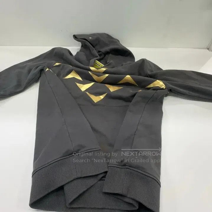 Givenchy Givenchy Gold Triangle Print Casual Hoodie. Size US L / EU 52-54 / 3 - 7 Thumbnail