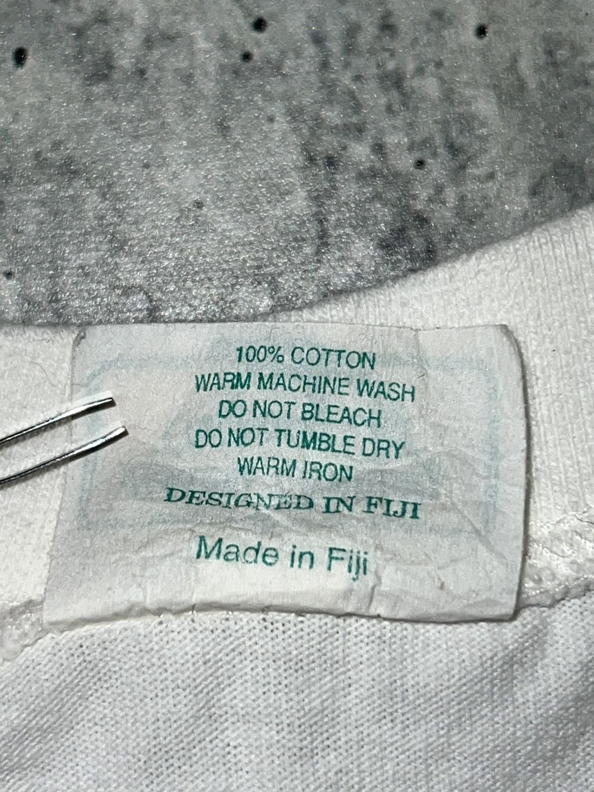 Other Vintage 90s Fiji Graphic Tee Size US M / EU 48-50 / 2 - 5 Thumbnail