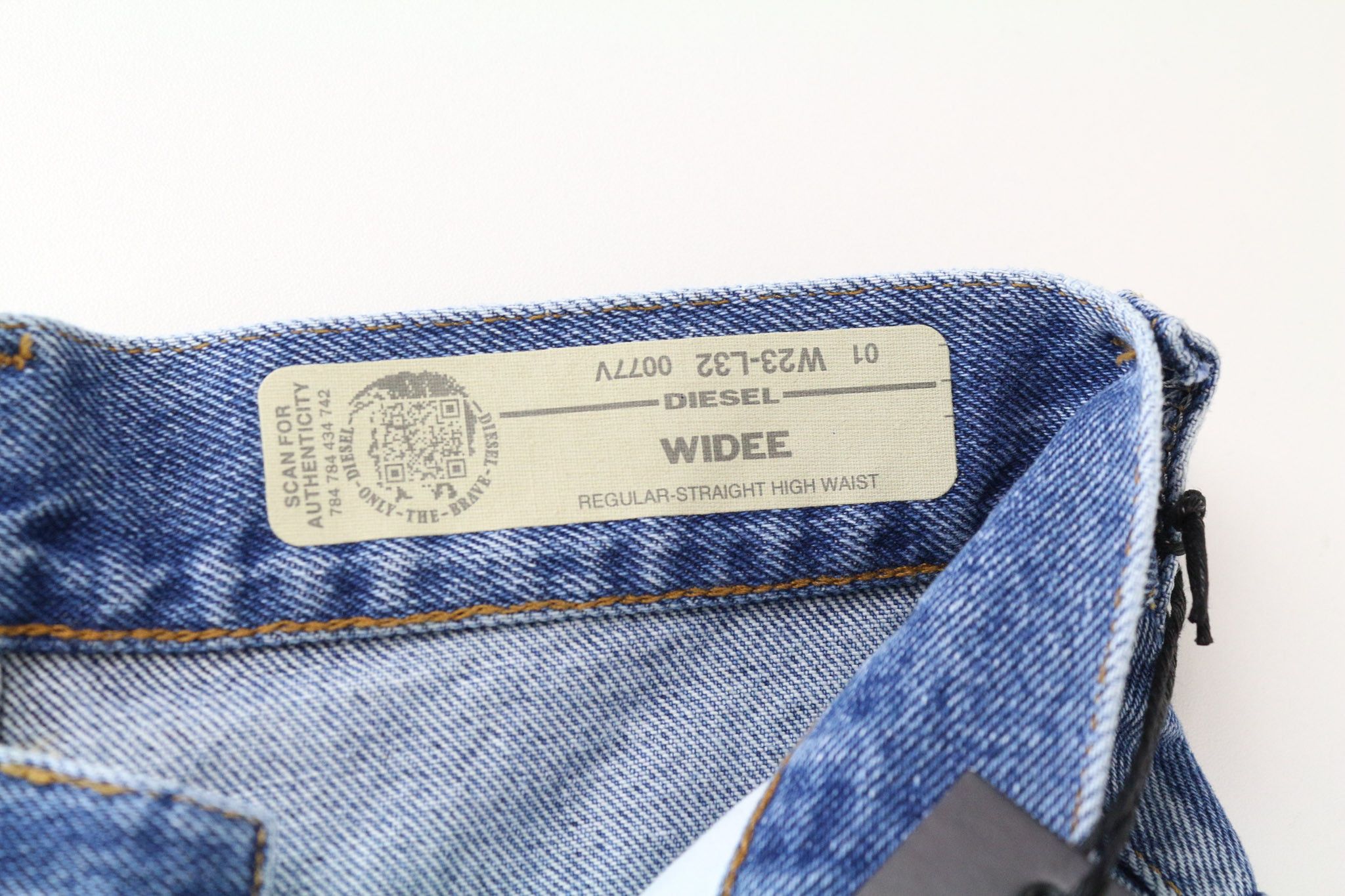 Diesel WIDEE 0077V W23/L32 Blue Girls Jeans 71715 Size 23" - 5 Thumbnail