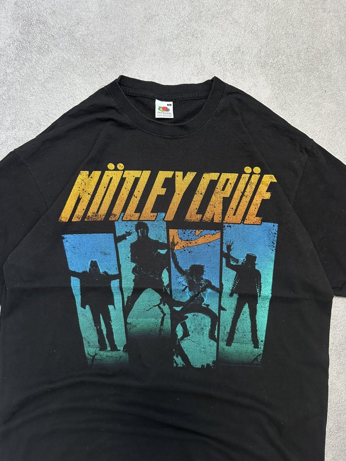 Band Tees Motley Crue 2012 Band T-Shirt Black Graphic Tee Rock Style Size US XL / EU 56 / 4 - 2 Thumbnail