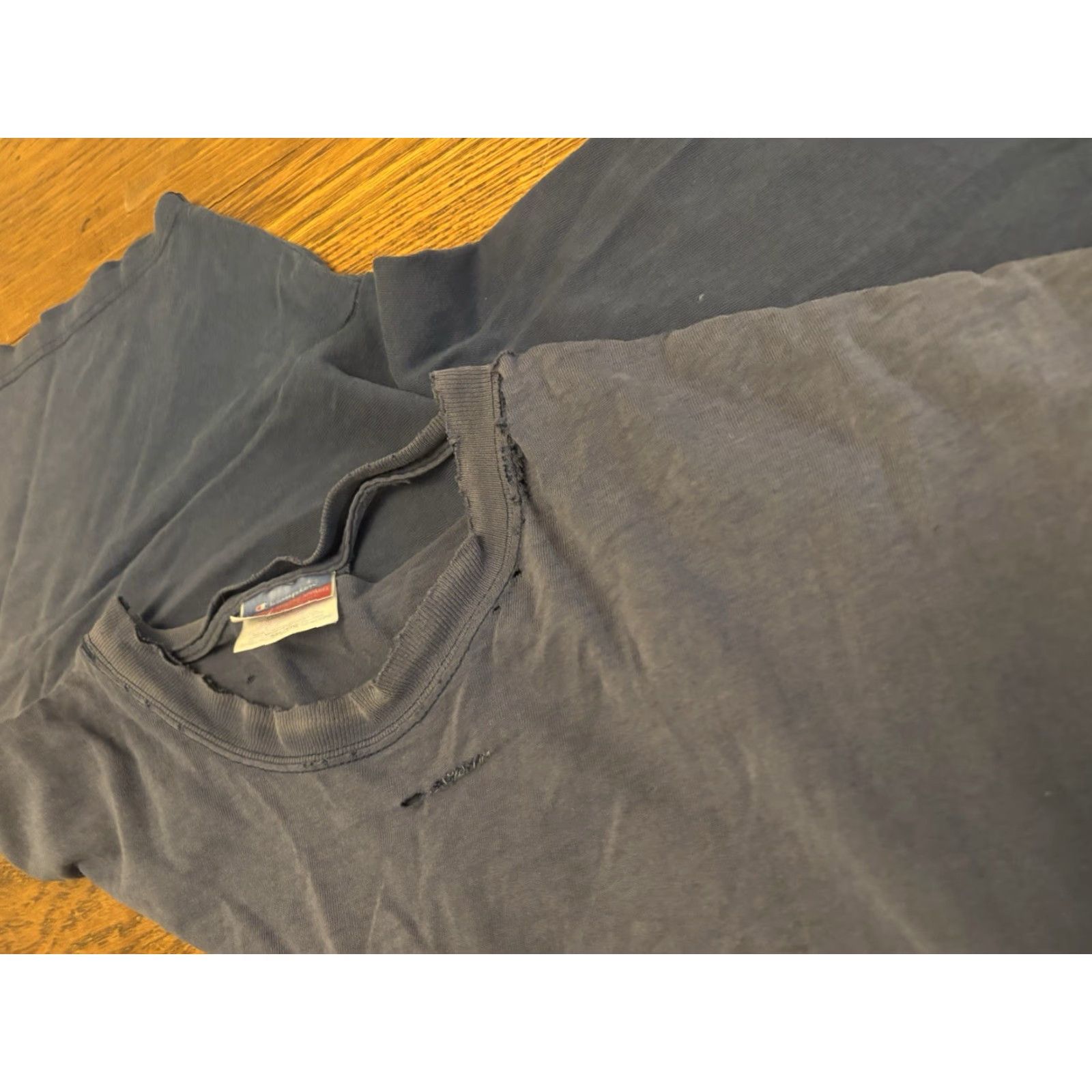 Thrasher VTG 90s Gradient Thrashed T-Shirt Blue 2XL Men Short Sleeve WIP Distressed Grunge Sun Fade Vintage Shirt Size US XXL / EU 58 / 5 - 6 Thumbnail