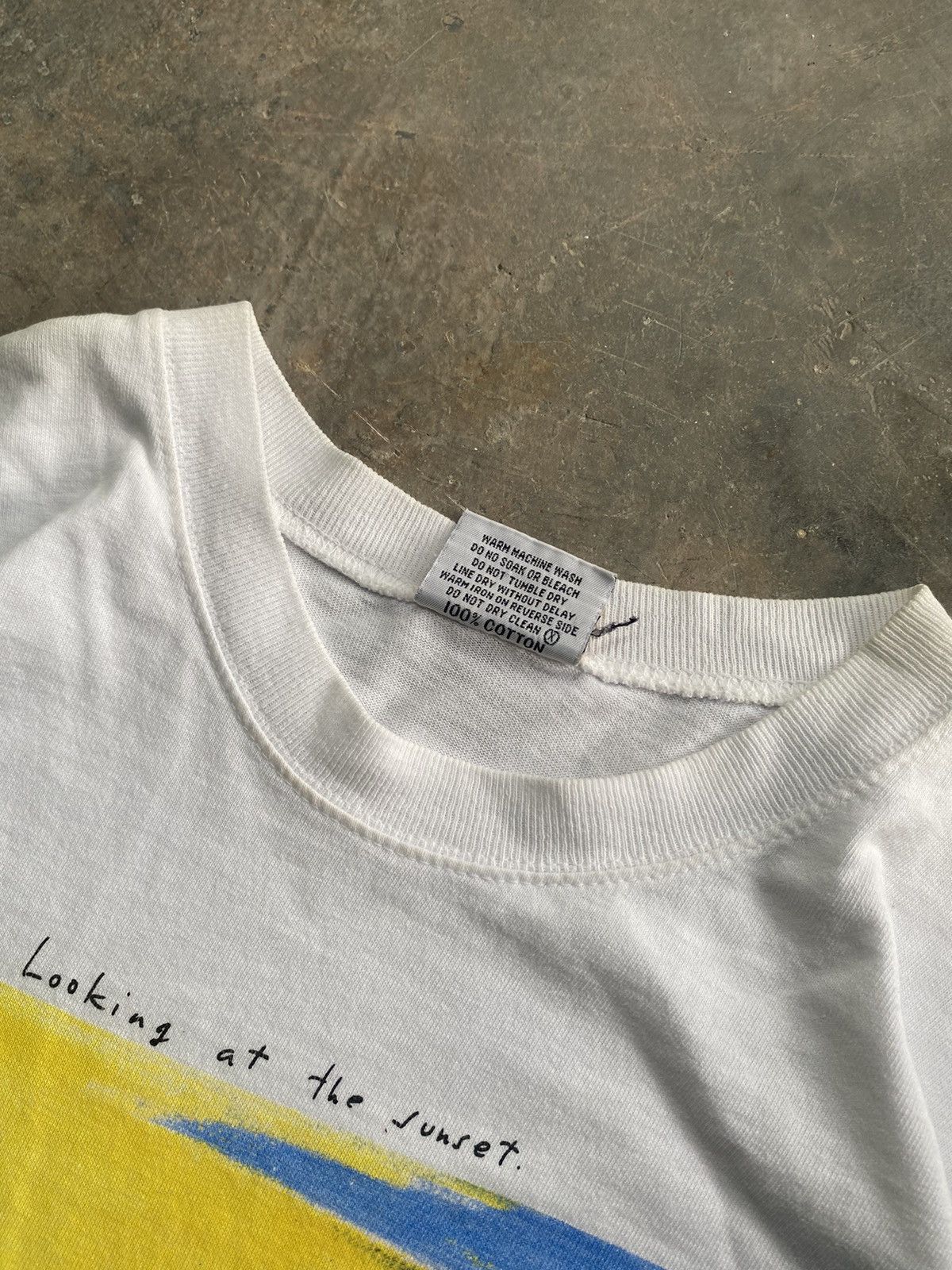 Other Vintage 90s Ken Done — Guam Sunset Size US M / EU 48-50 / 2 - 4 Thumbnail