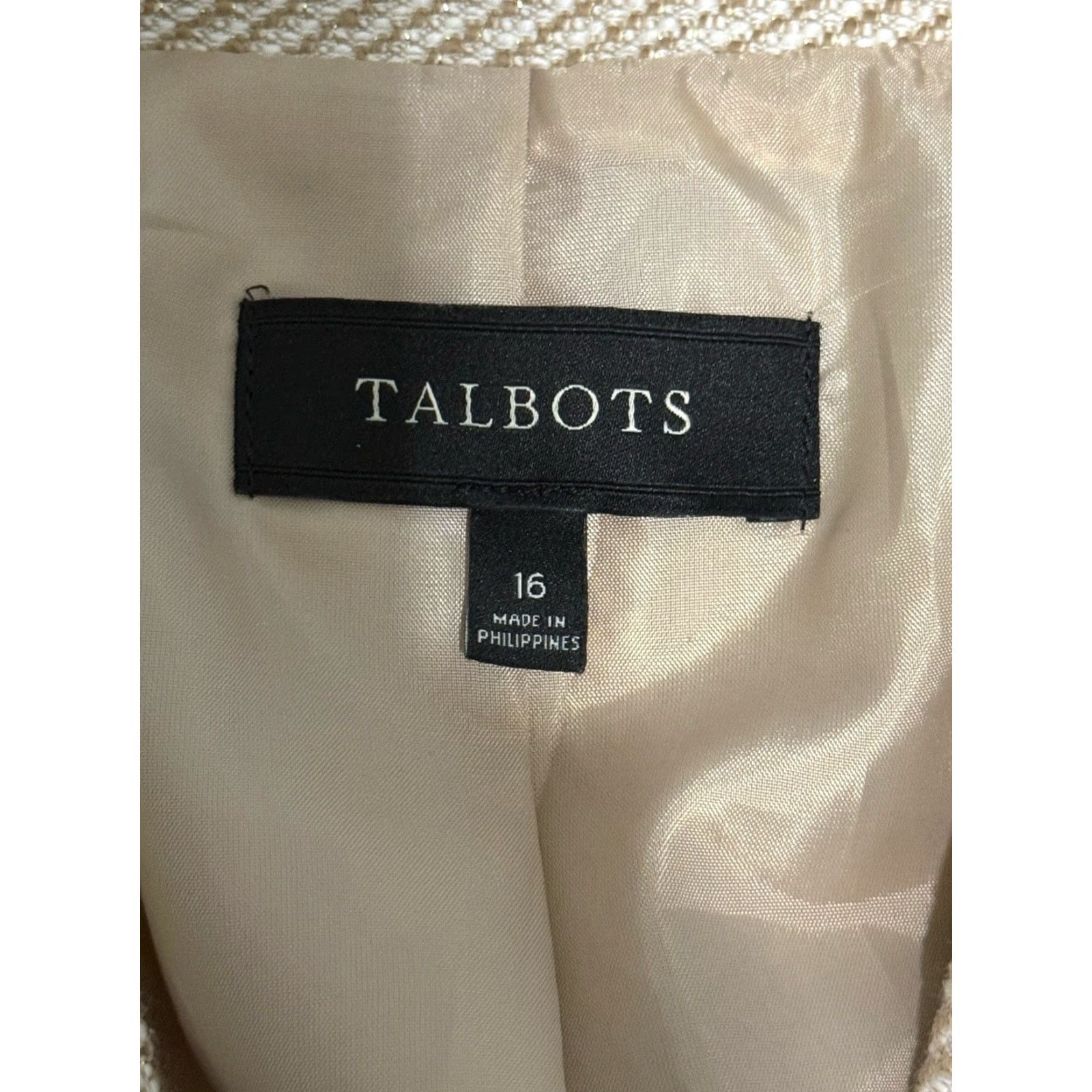 Talbots Talbots Womens Blazer 16 Cream Knit Gold Buttons Work Office Preppy NWOT Size XXL / US 16-18 / IT 52-54 - 3 Thumbnail