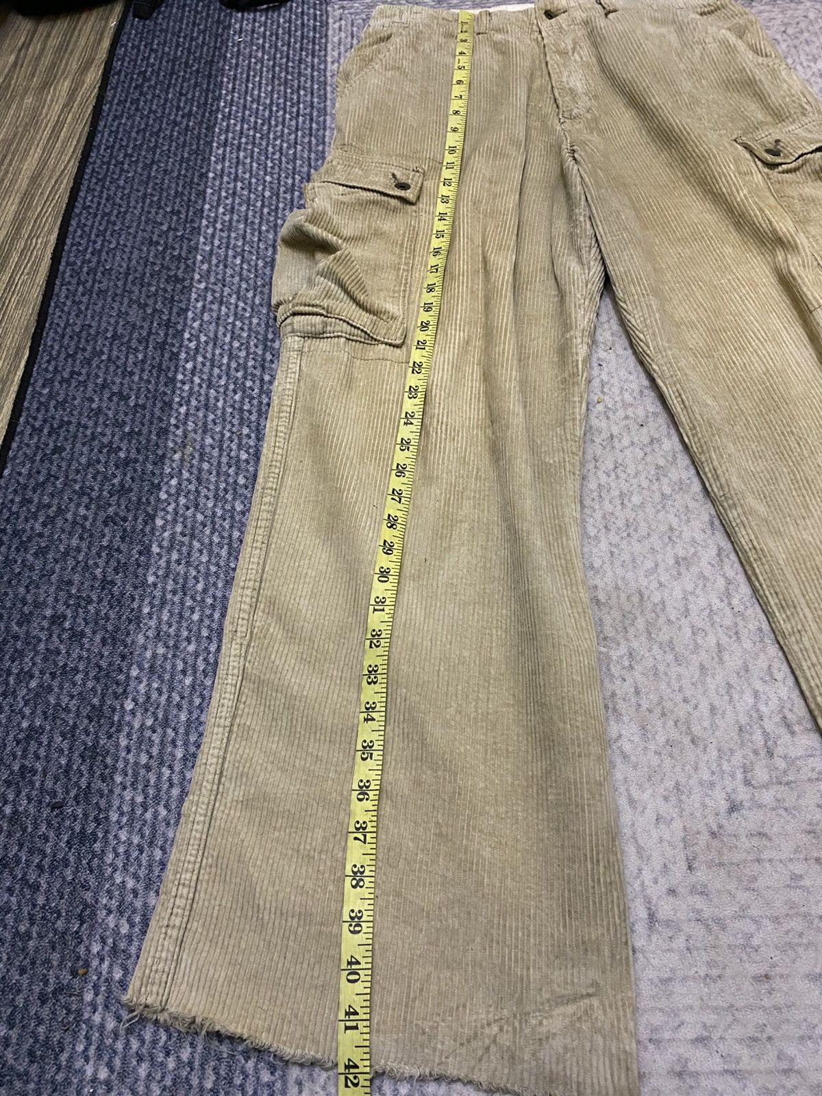 Johnbull JOHNBULL RIPPED FLARED CARGO CORDUROY PANT Size US 33 - 12 Thumbnail