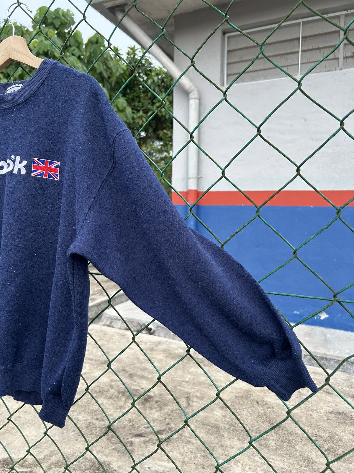 Reebok Vintage Reebok Baggy Sweatshirt embroidery logo Size US L / EU 52-54 / 3 - 4 Thumbnail