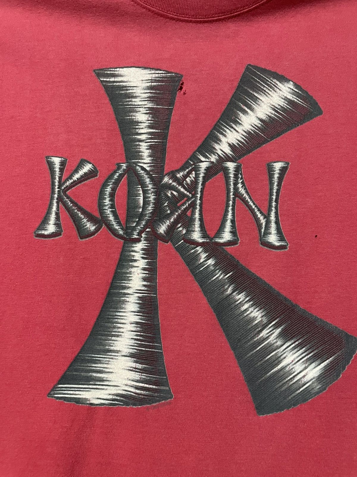 Vintage 1990s Korn Follow The Leader Boxy Sunfaded Distressed Tee Size US S / EU 44-46 / 1 - 7 Thumbnail