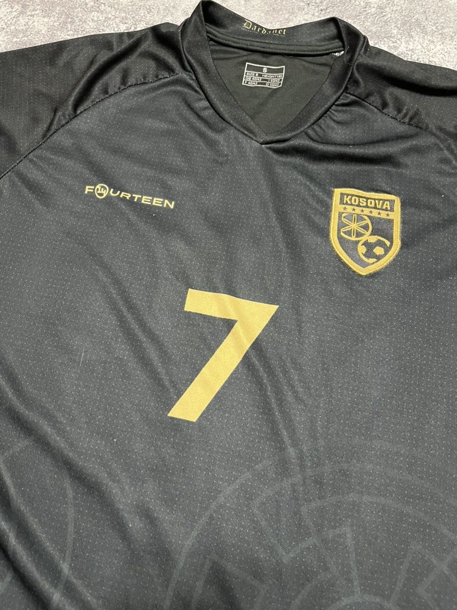 Vintage Vintage Kosova soccer jersey 7 Rashica Size US S / EU 44-46 / 1 - 4 Thumbnail