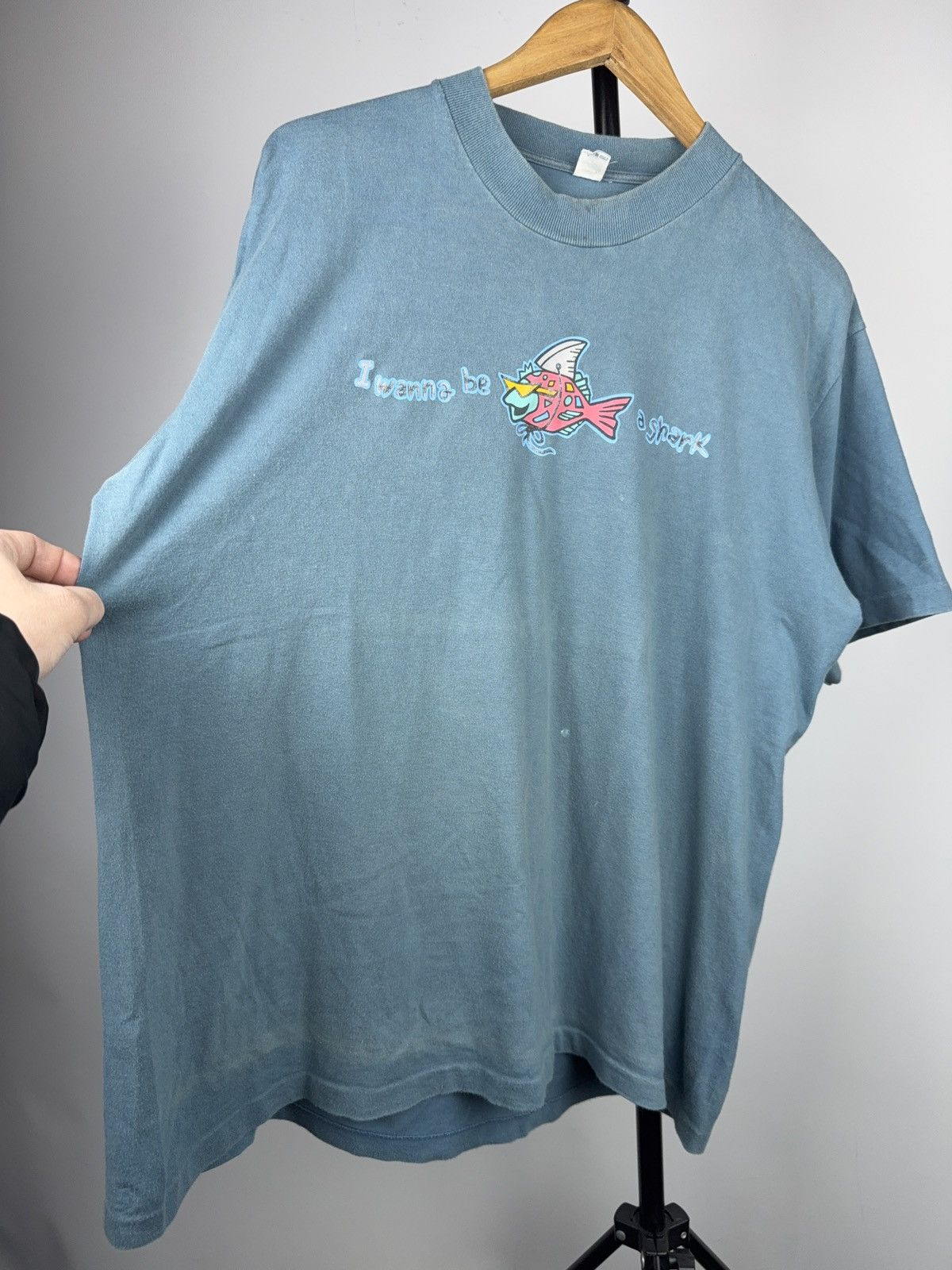 Maui and Sons 90s Retro Maui and Sons Surf Graphic T-Shirt Italy Print L Size US L / EU 52-54 / 3 - 9 Thumbnail