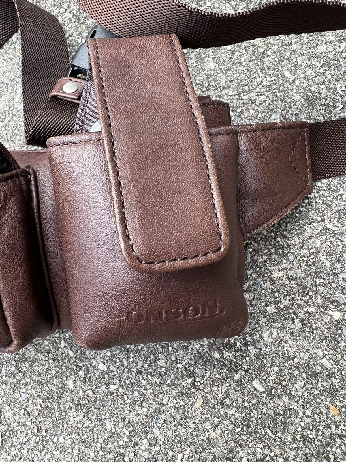 Leather VTG RONSON L.V.ARONSON Patina Brown Leather Mini Pouch Bag Size ONE SIZE - 8 Thumbnail