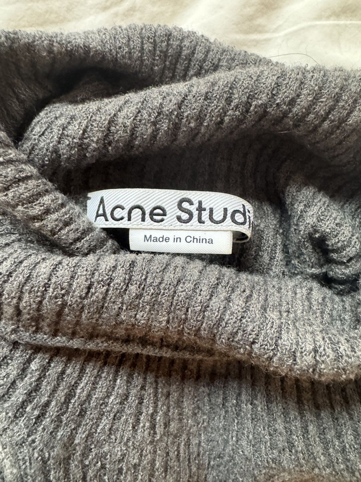 Acne Studios Acne Studios turtleneck sweater Size US S / EU 44-46 / 1 - 2 Thumbnail