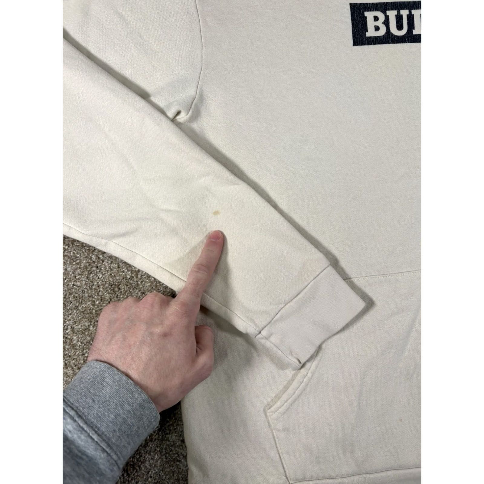 NBA 1966 Chicago Bulls NBA Cream Crewneck Sweatshirt Adult Medium Beige Cotton Blend Knit Pullover Crew Neck Long Sleeve Basketball Gym & Training Size US M / EU 48-50 / 2 - 2 Thumbnail