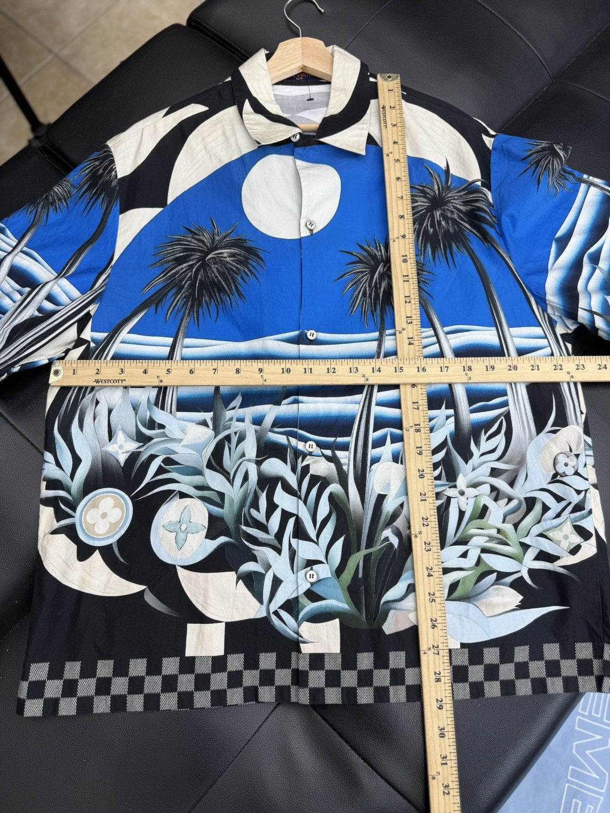 Louis Vuitton Louis Vuitton Button Up Palm Tree Blue Tee 2024 (XL) Size US XL / EU 56 / 4 - 6 Thumbnail